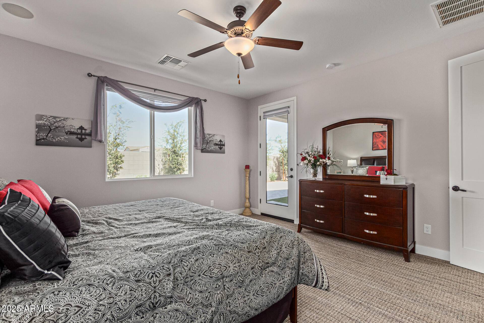 1176 E Ridgerock Street Casa Grande, AZ 85122
