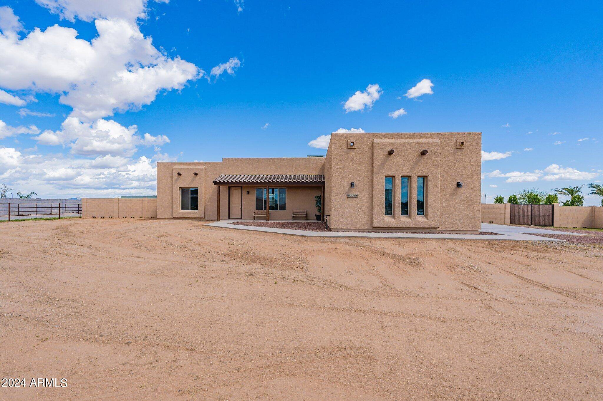 Wittmann, AZ 85361,30039 N 209TH Avenue