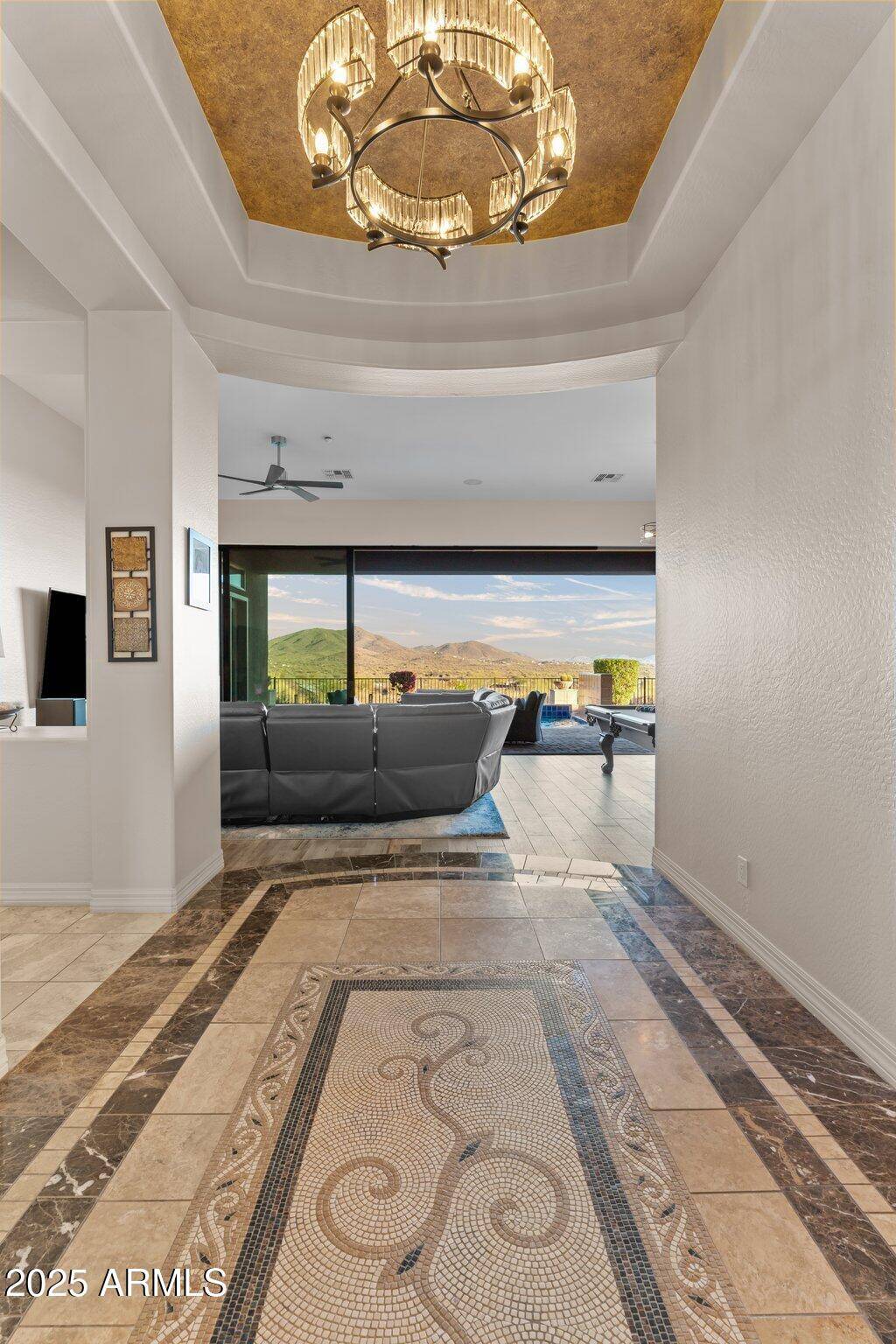 42041 N MOUNTAIN COVE Drive Phoenix, AZ 85086