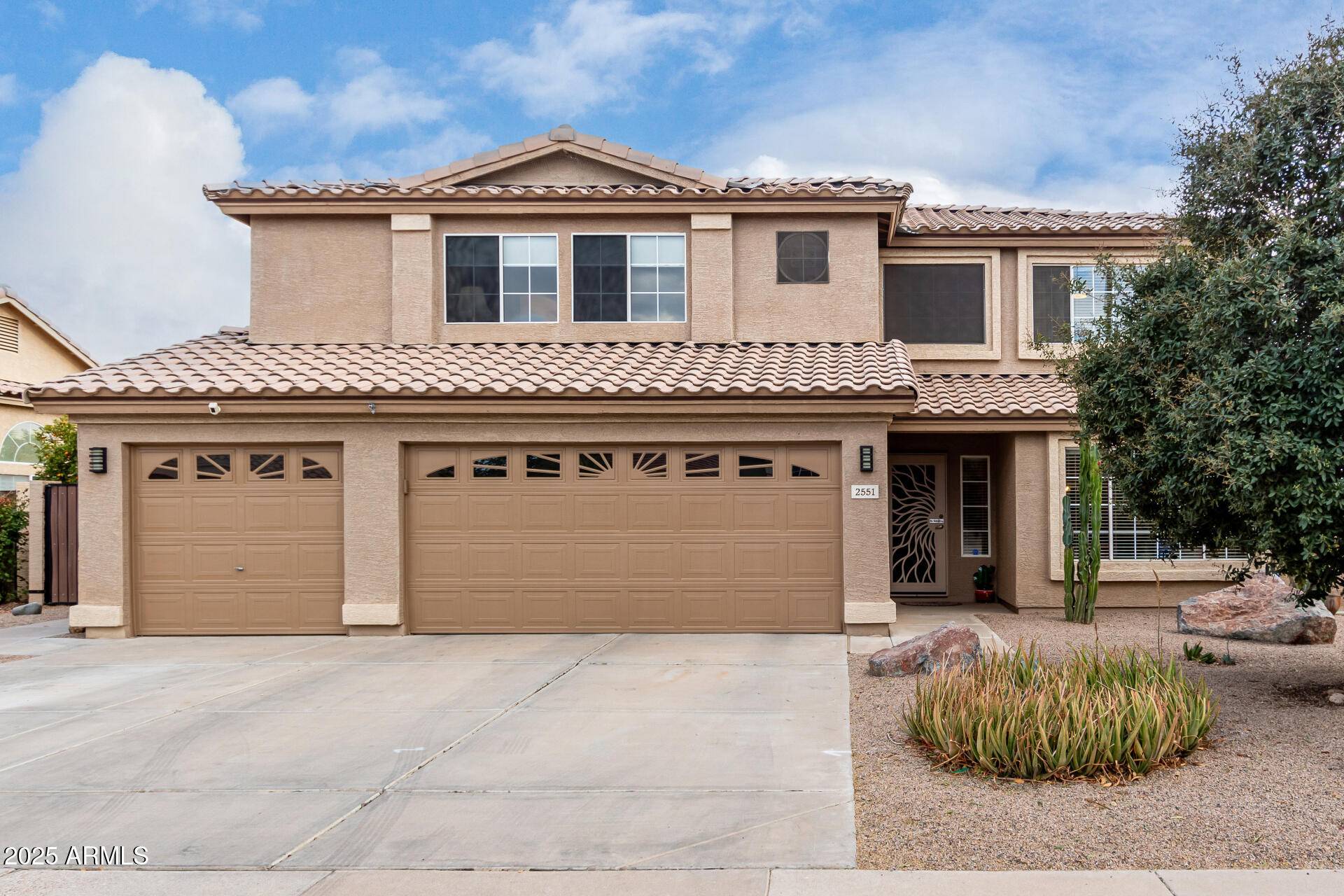 Gilbert, AZ 85296,2551 E SARATOGA Street