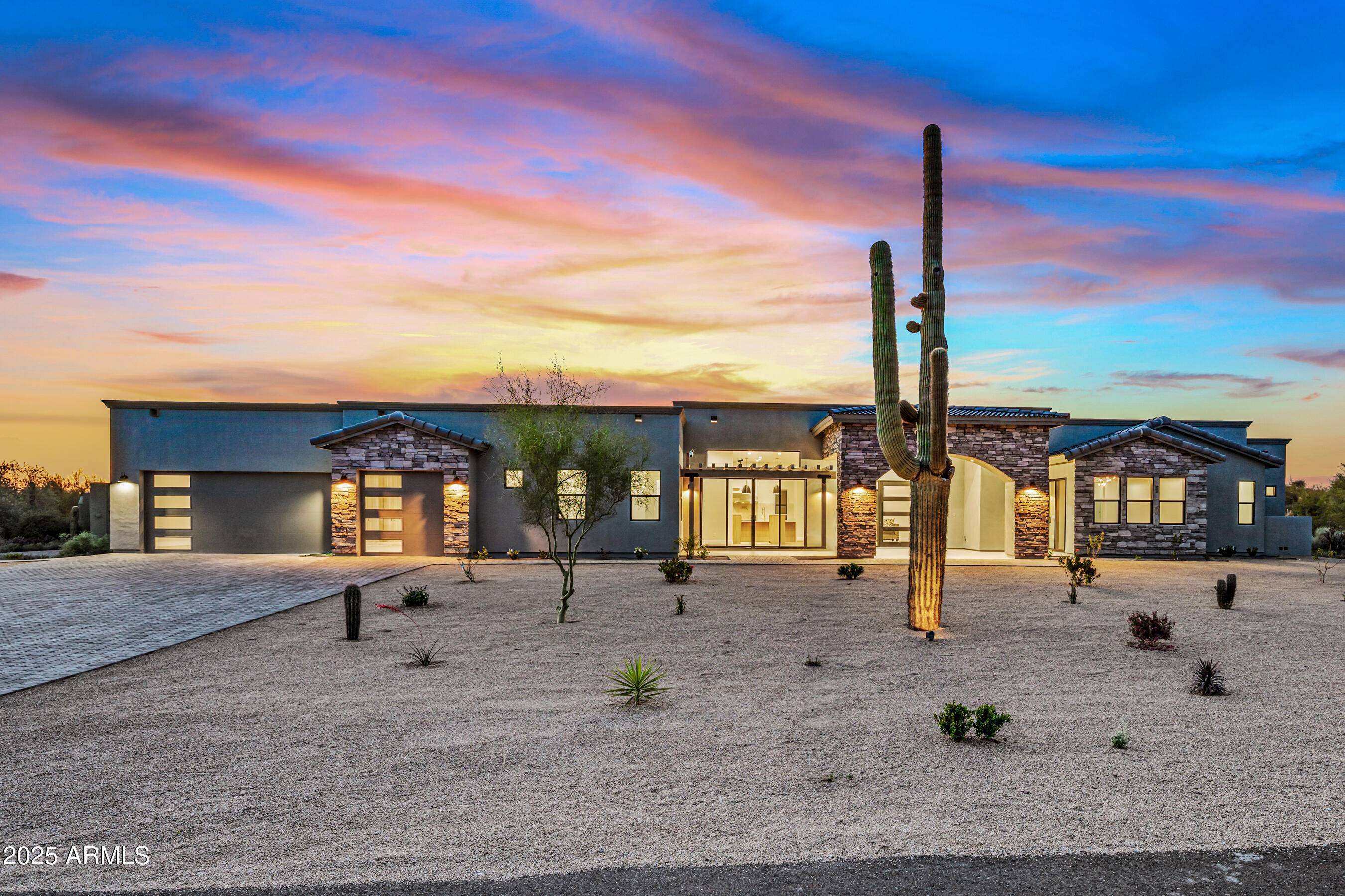 Scottsdale, AZ 85255,8110 E SADDLE HORN Road