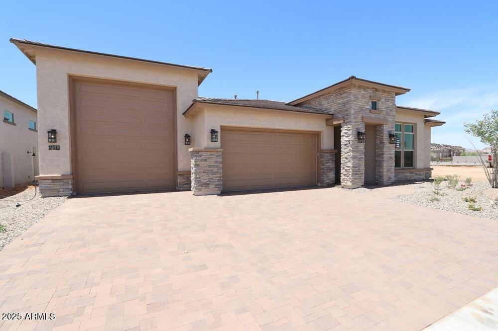 Waddell, AZ 85355,6818 N 190TH Avenue