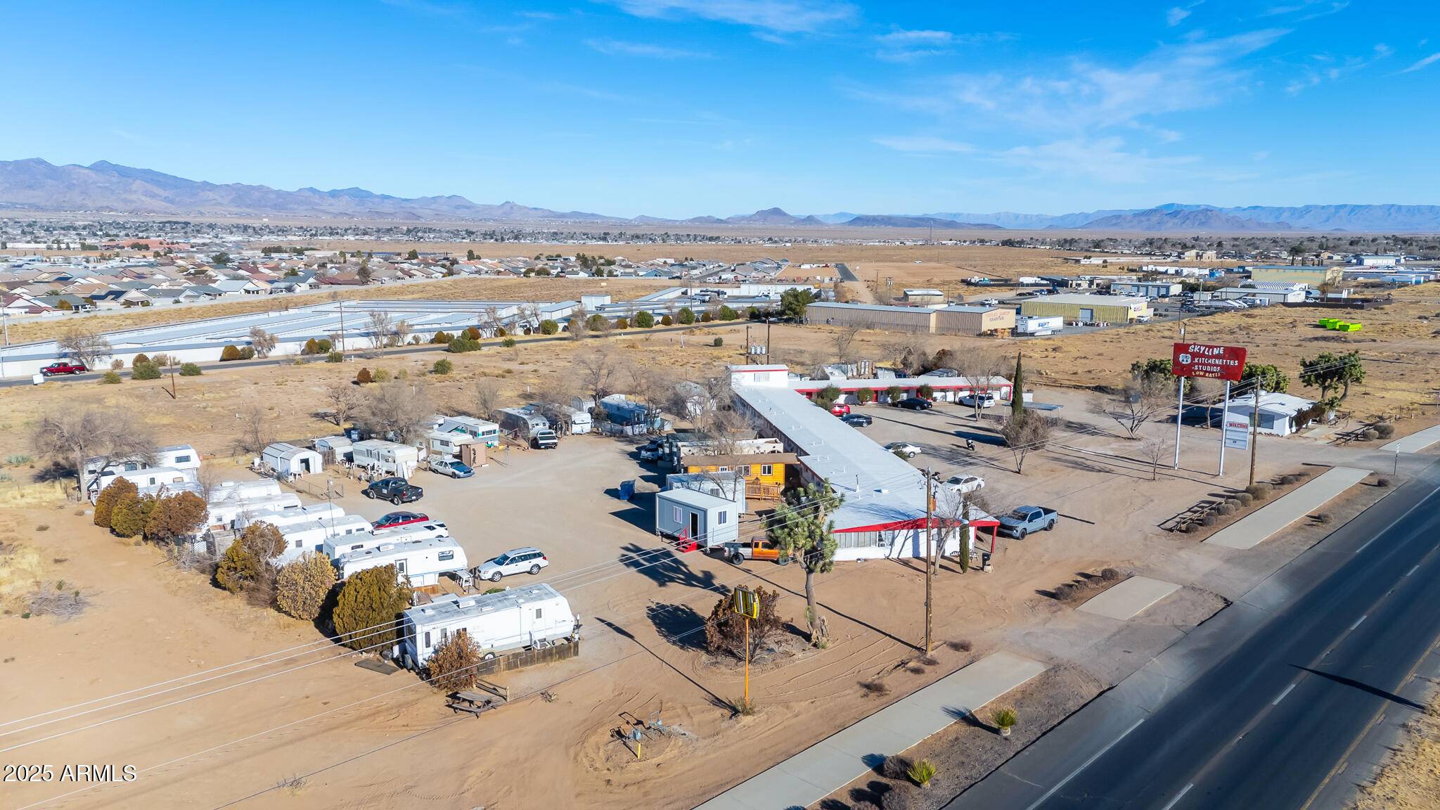 Kingman, AZ 86409,3801 E HIGHWAY 66 --