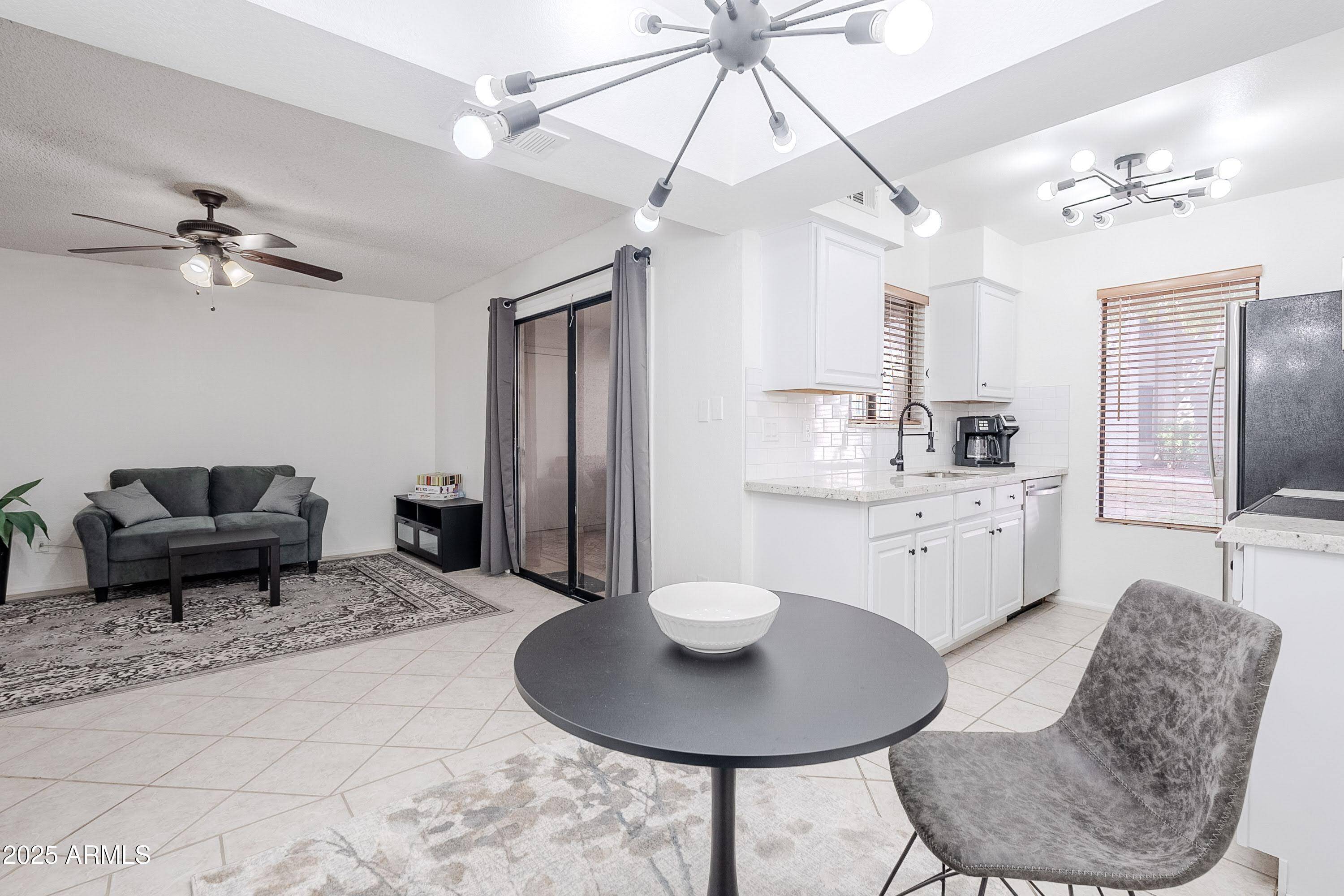 Phoenix, AZ 85044,10610 S 48TH Street #1065
