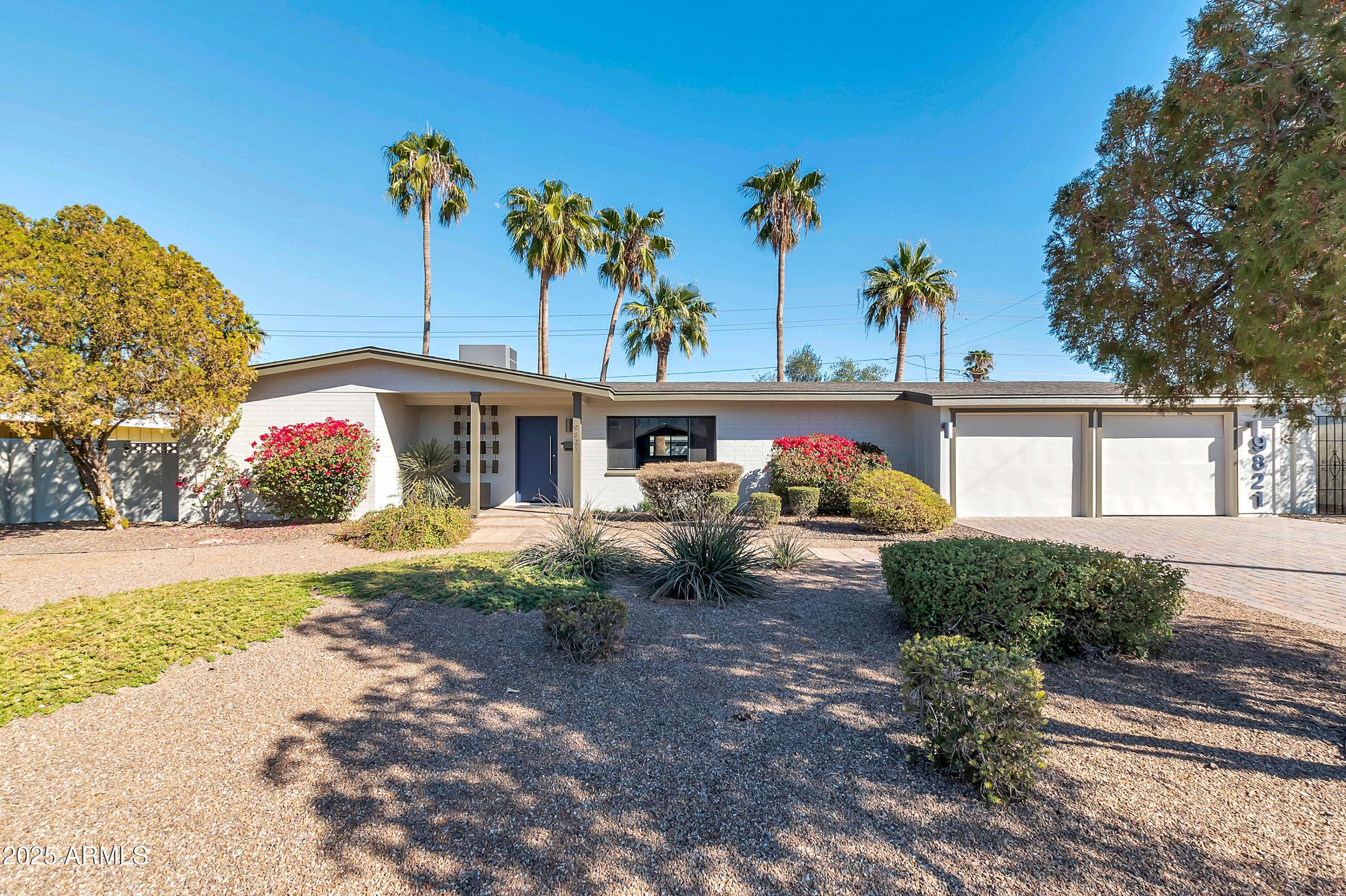Phoenix, AZ 85028,9821 N 29TH Place