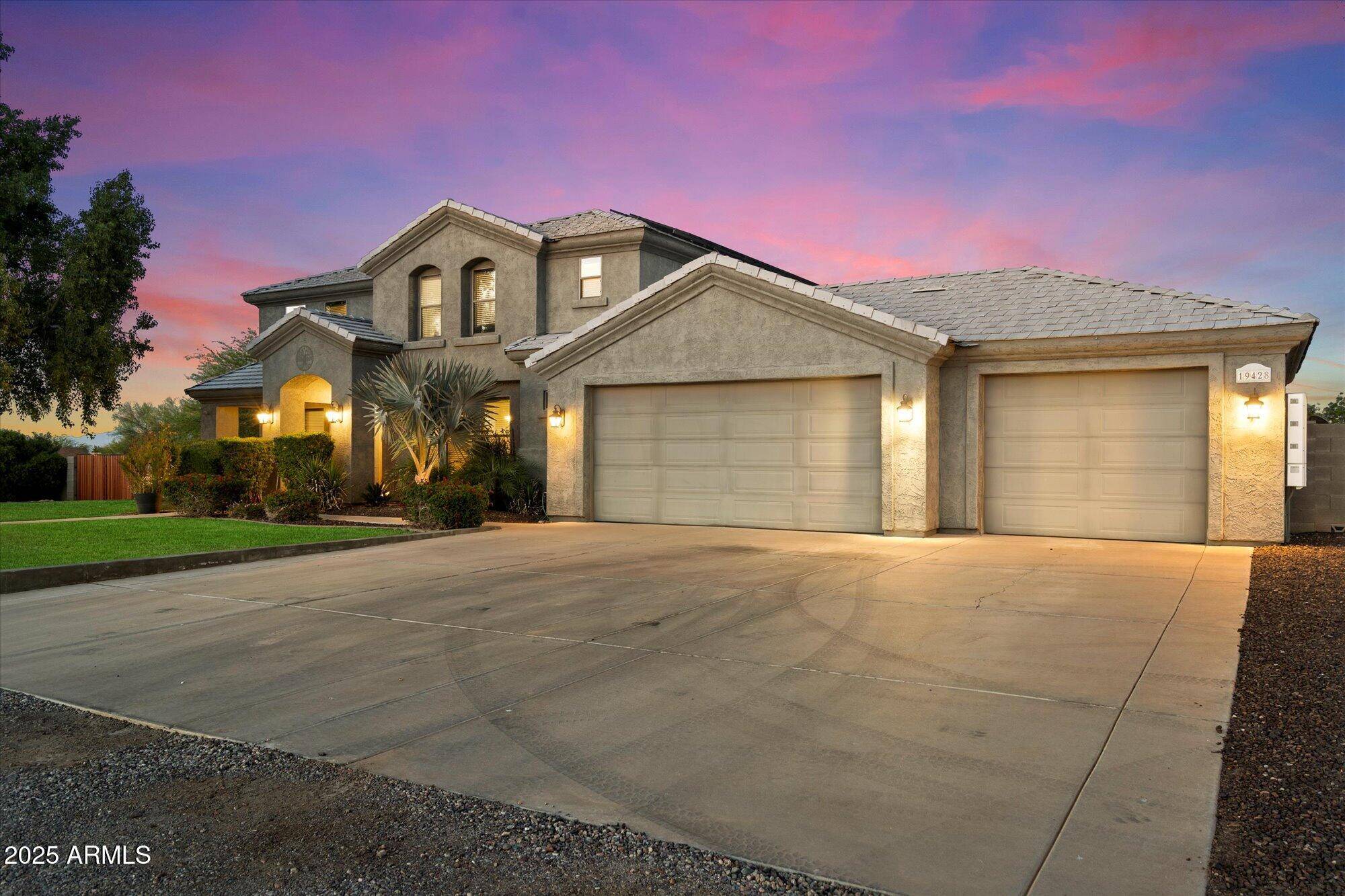 Queen Creek, AZ 85142,19428 E HUNT Highway