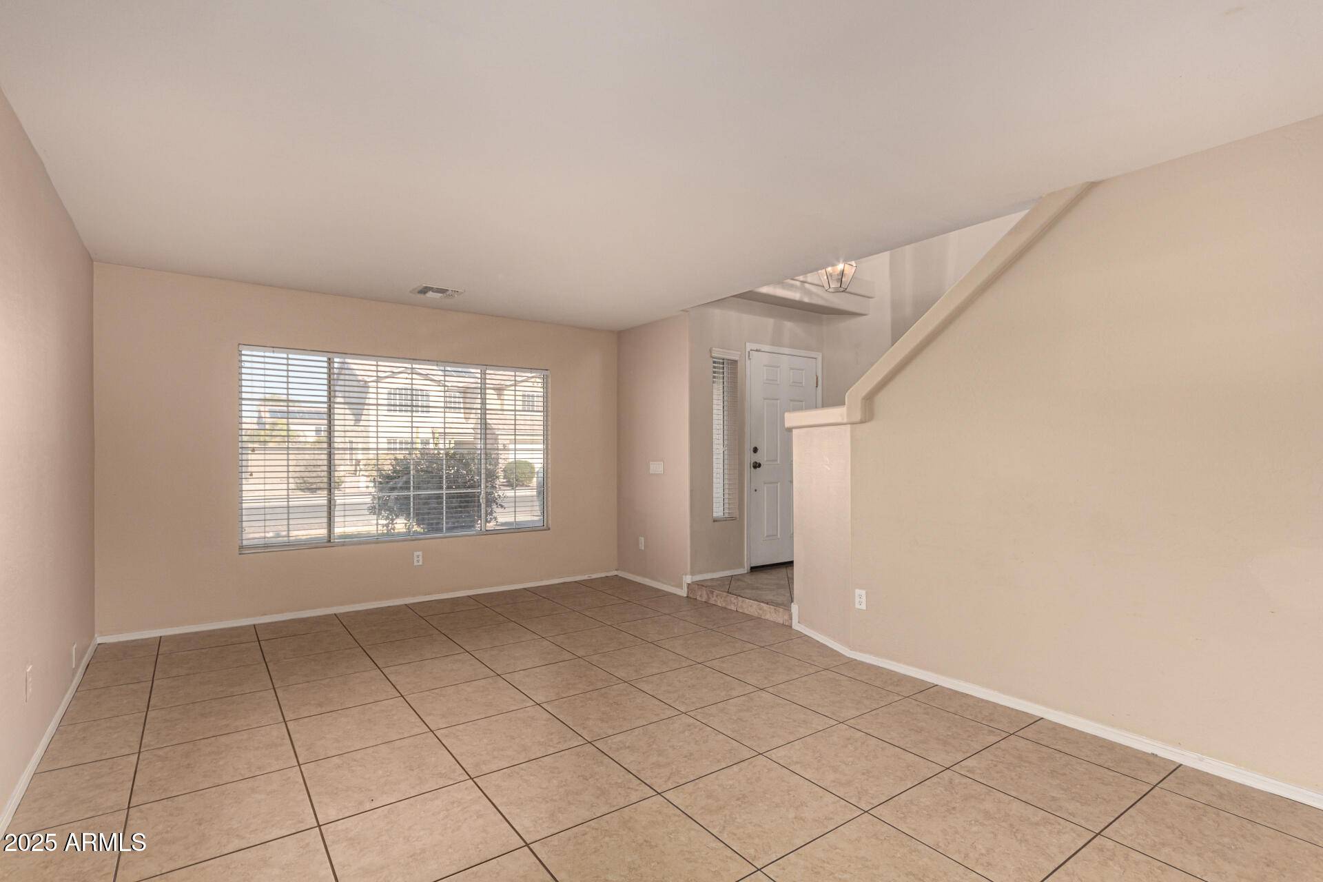 835 E STIRRUP Lane San Tan Valley, AZ 85143