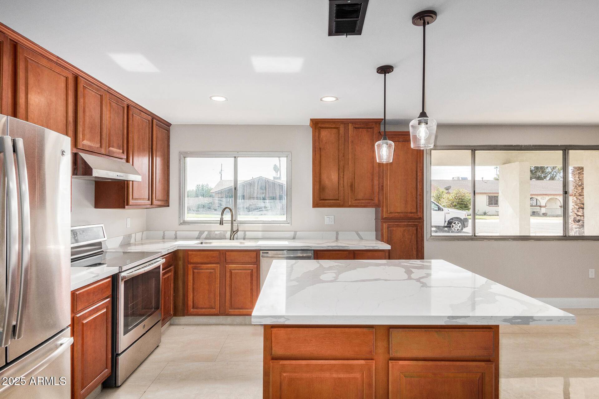 5902 W WOLF Street Phoenix, AZ 85033