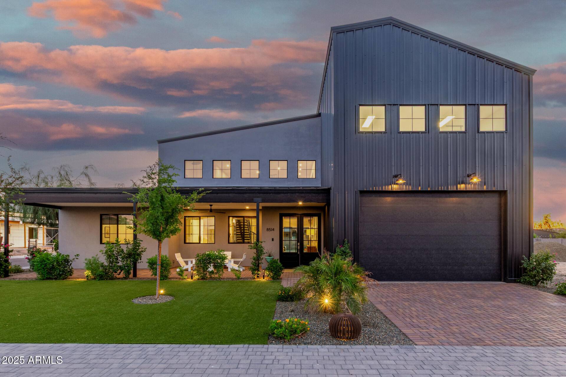 Phoenix, AZ 85041,8514 S 9TH Drive
