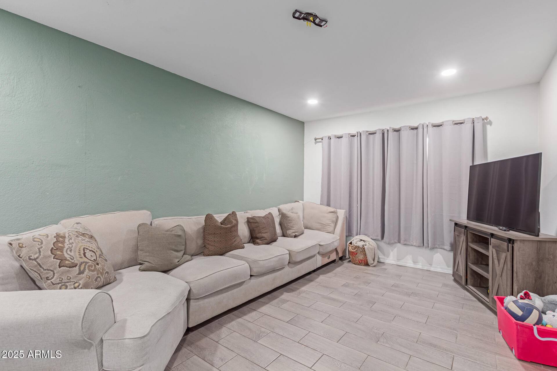 Phoenix, AZ 85009,3129 W Pierce Street
