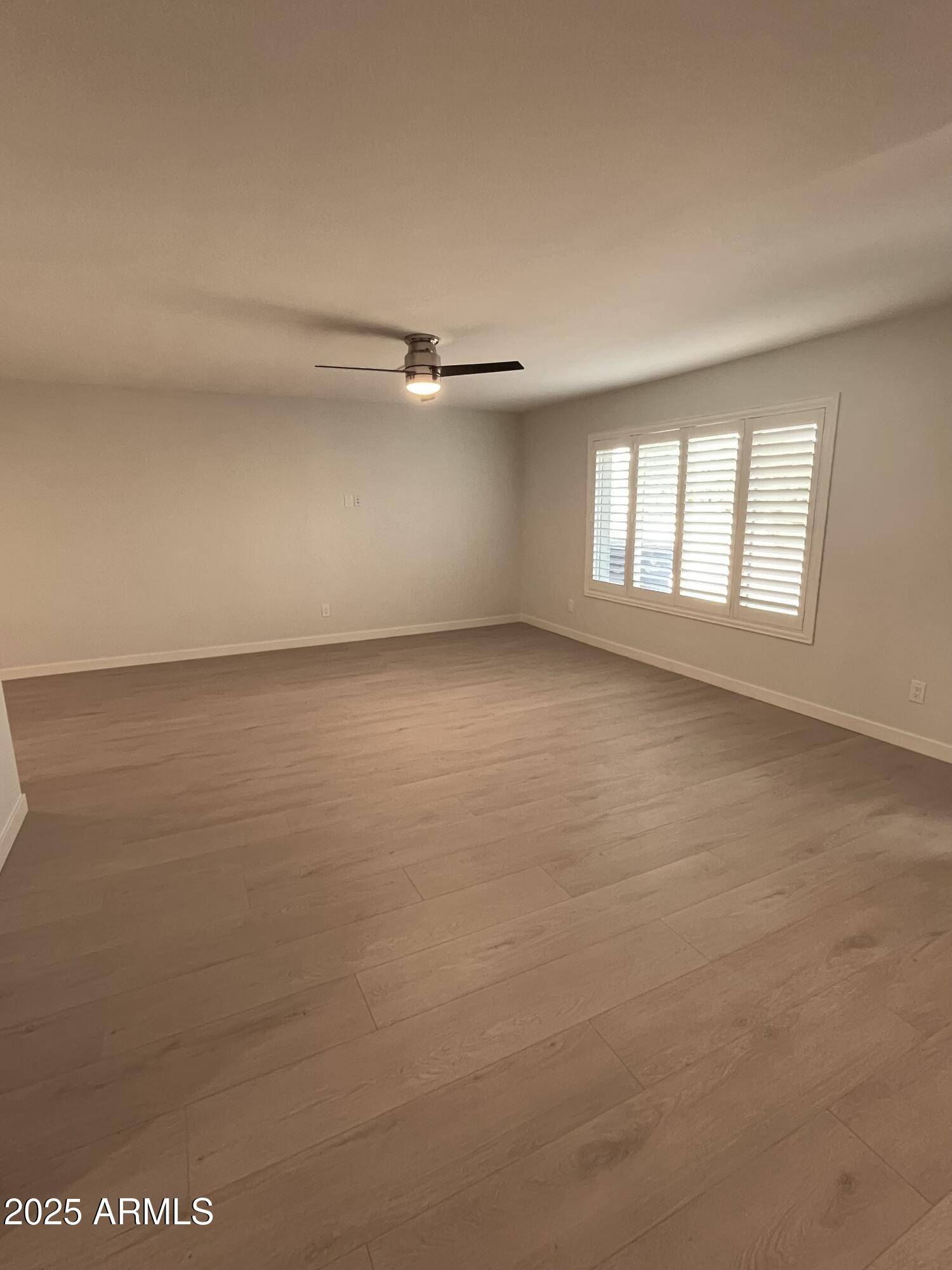 Tempe, AZ 85282,121 E SANTA CRUZ Drive
