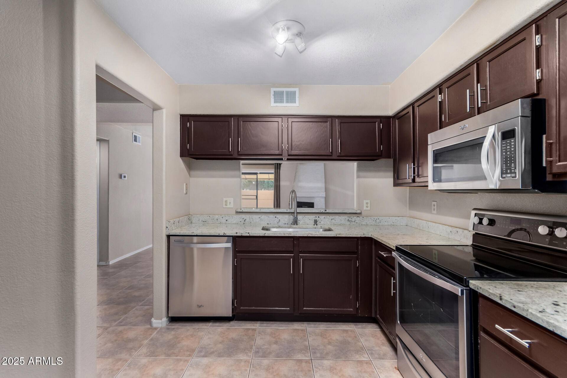 1317 E COBB Drive Tempe, AZ 85288