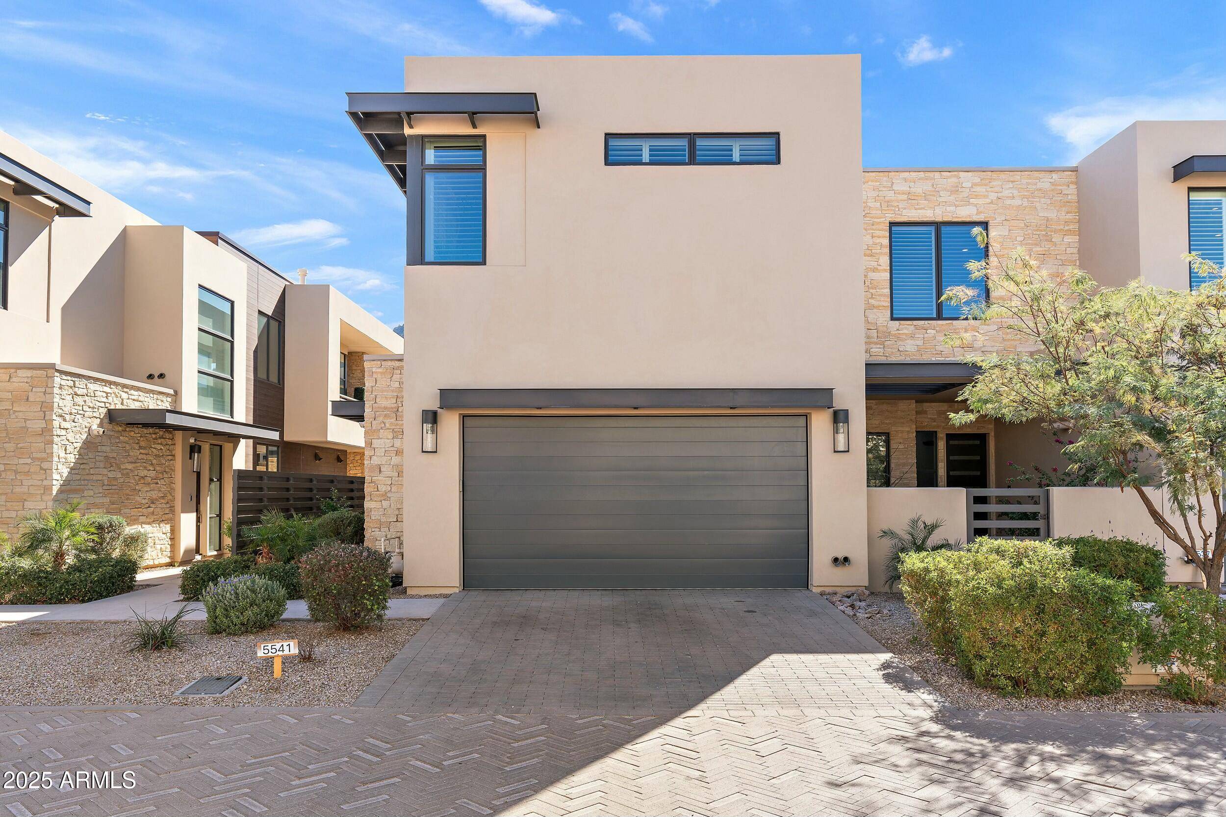 Paradise Valley, AZ 85253,5541 E STELLA Lane