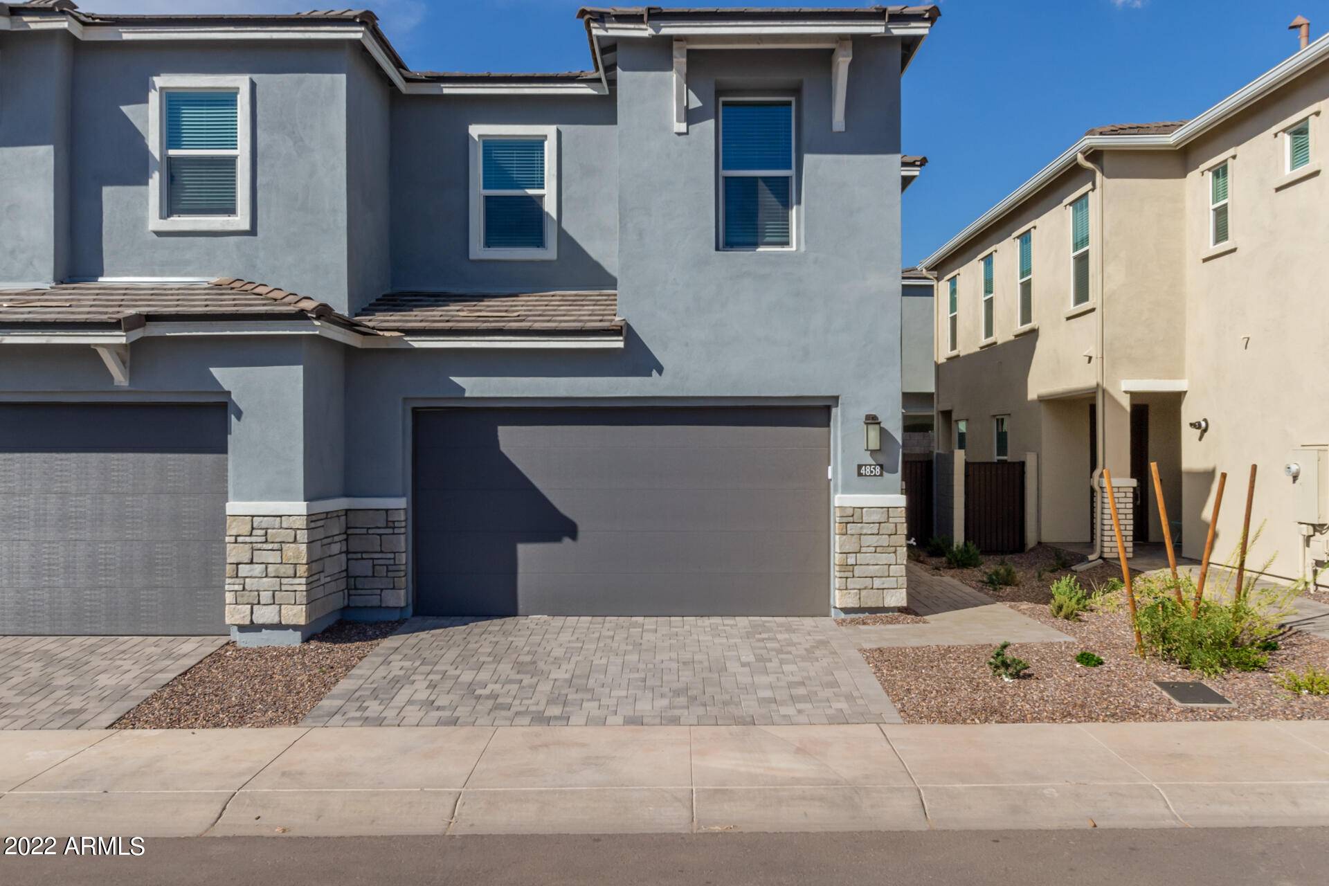 4858 E HELENA Drive Scottsdale, AZ 85254