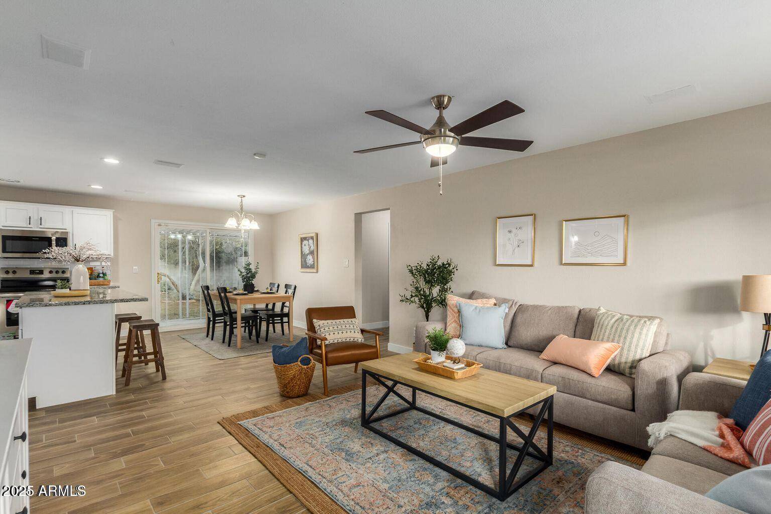 Phoenix, AZ 85032,14436 N 34TH Place