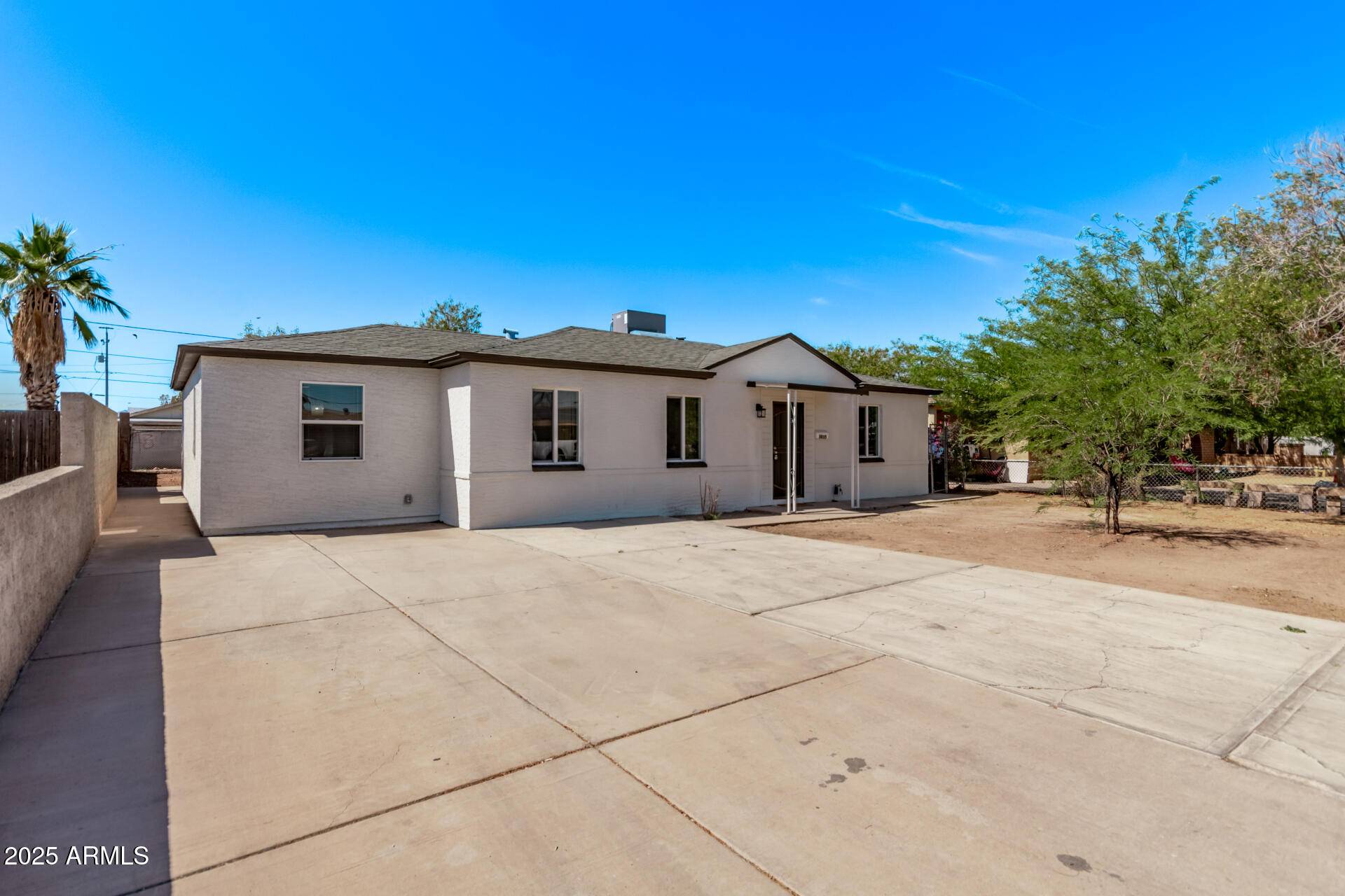 Phoenix, AZ 85009,3035 W PIERCE Street