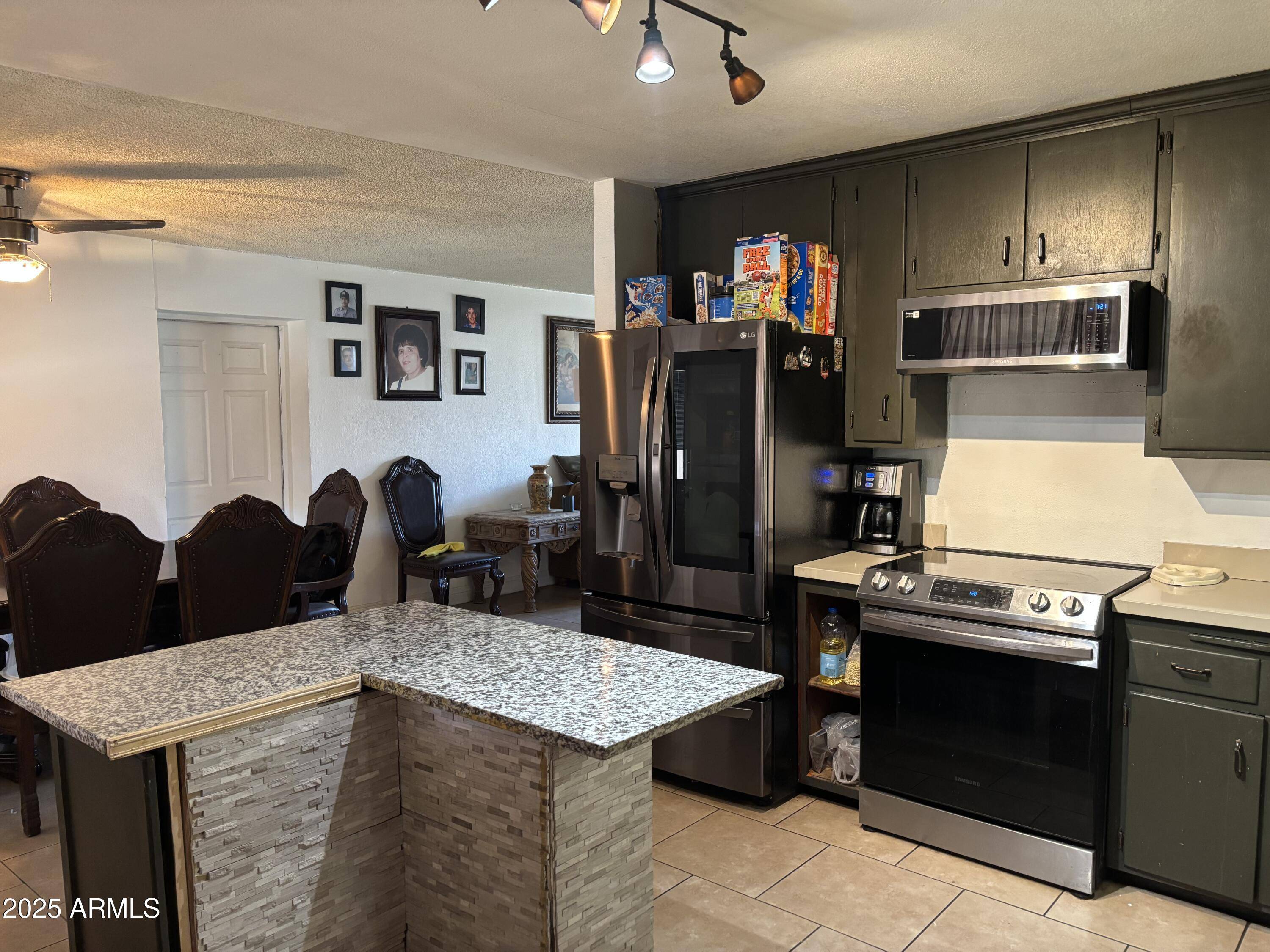 Phoenix, AZ 85017,3307 W OCOTILLO Road