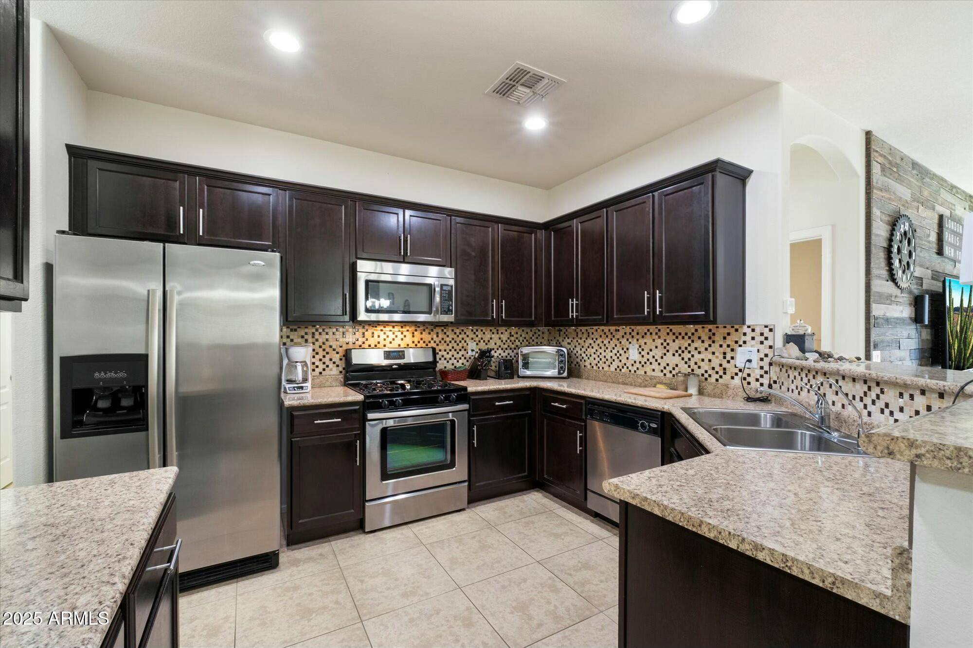 Maricopa, AZ 85138,18817 N VENTANA Lane