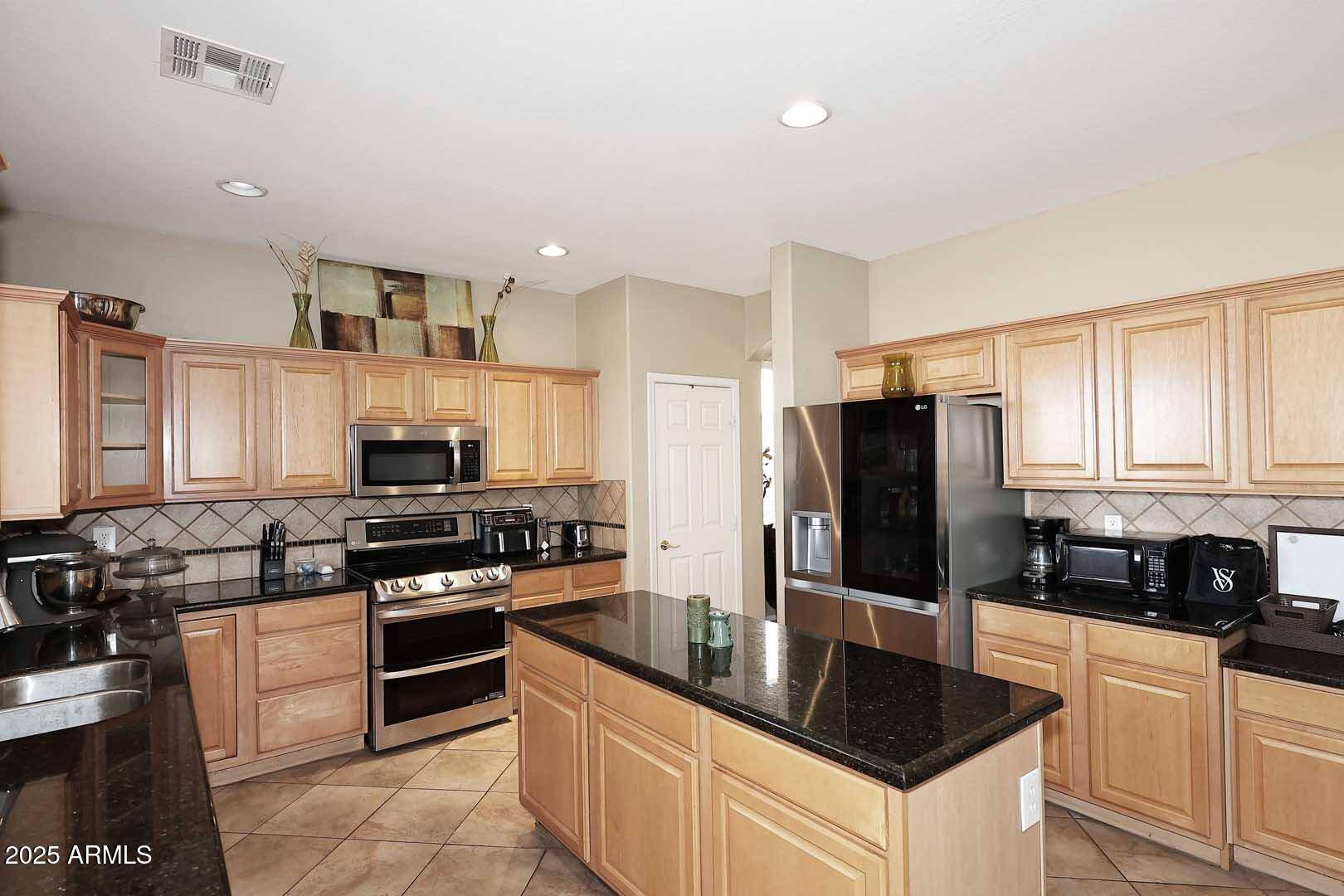 1765 N AGAVE Street Casa Grande, AZ 85122