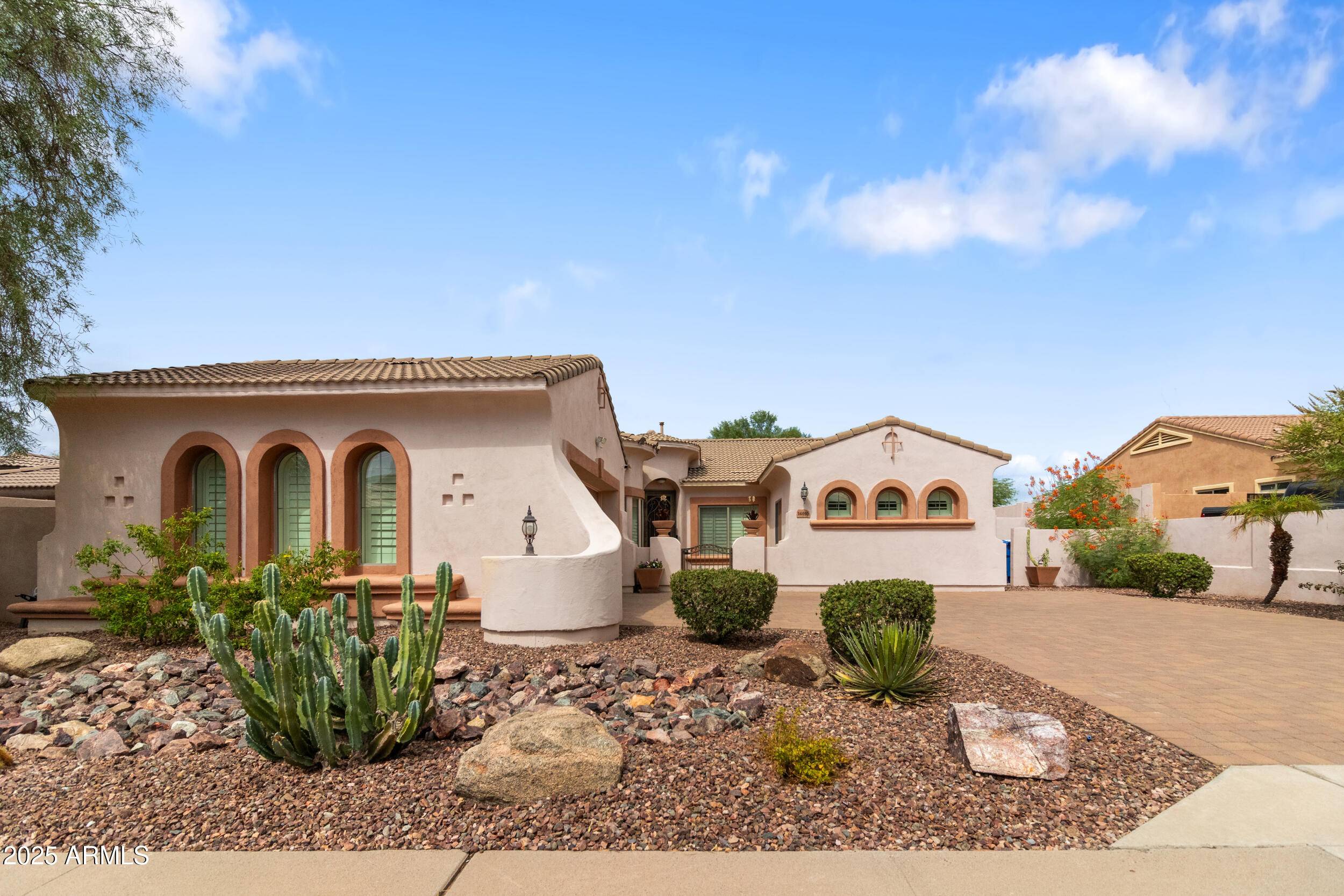 Phoenix, AZ 85022,14010 N 12TH Street