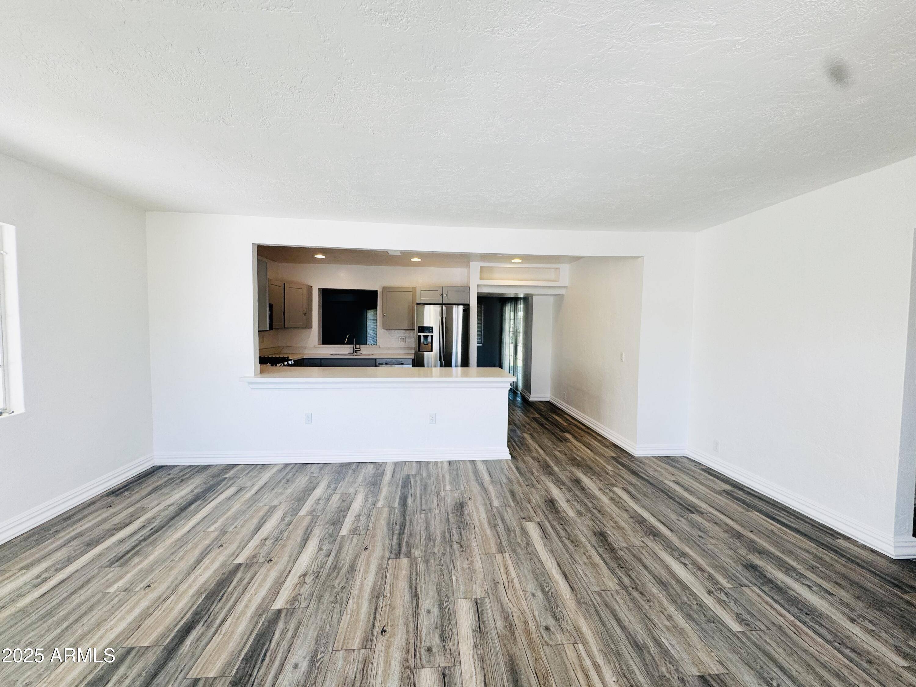 2450 E Clarendon Avenue Phoenix, AZ 85016
