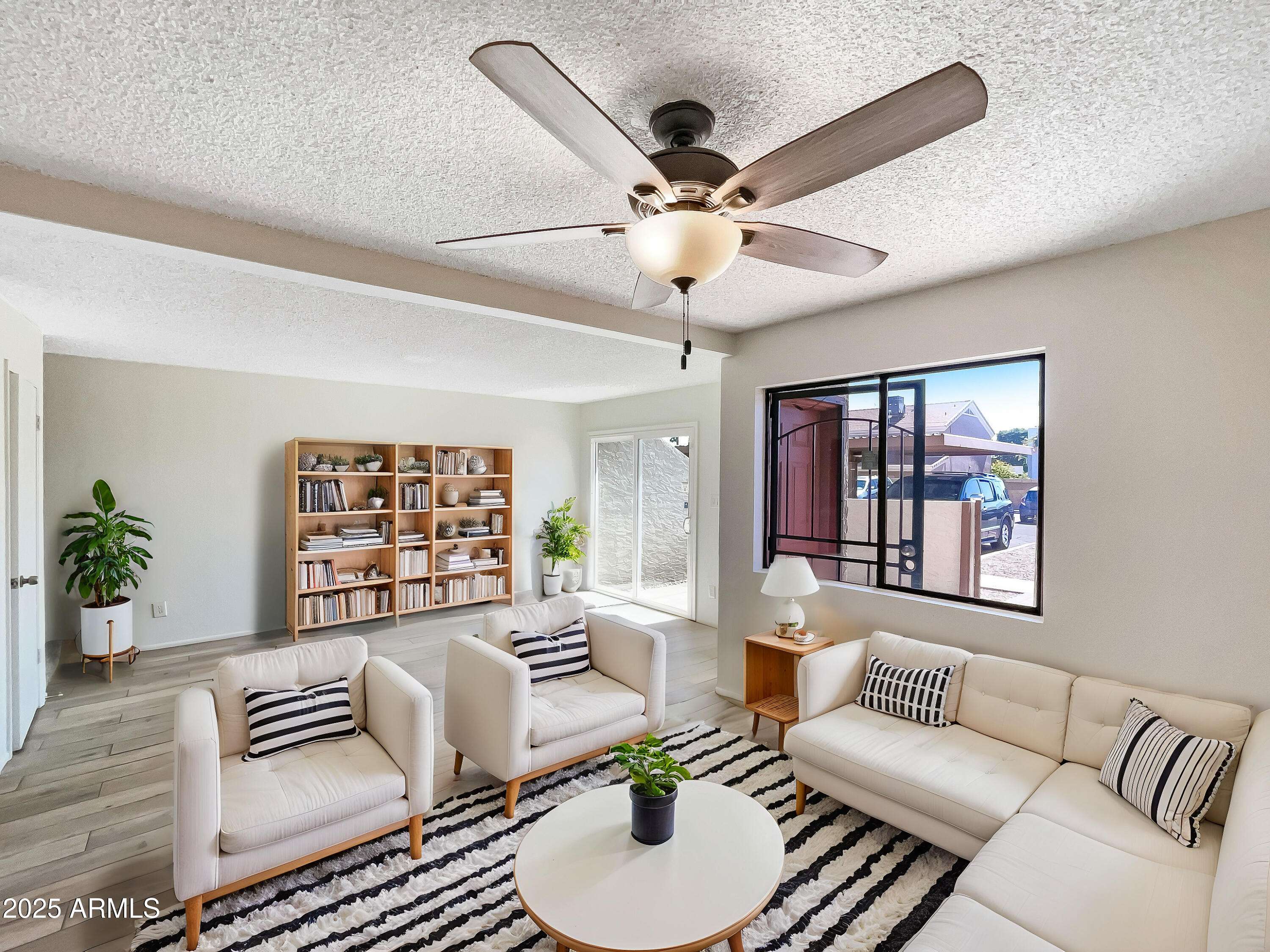 Mesa, AZ 85202,2121 S PENNINGTON -- #58