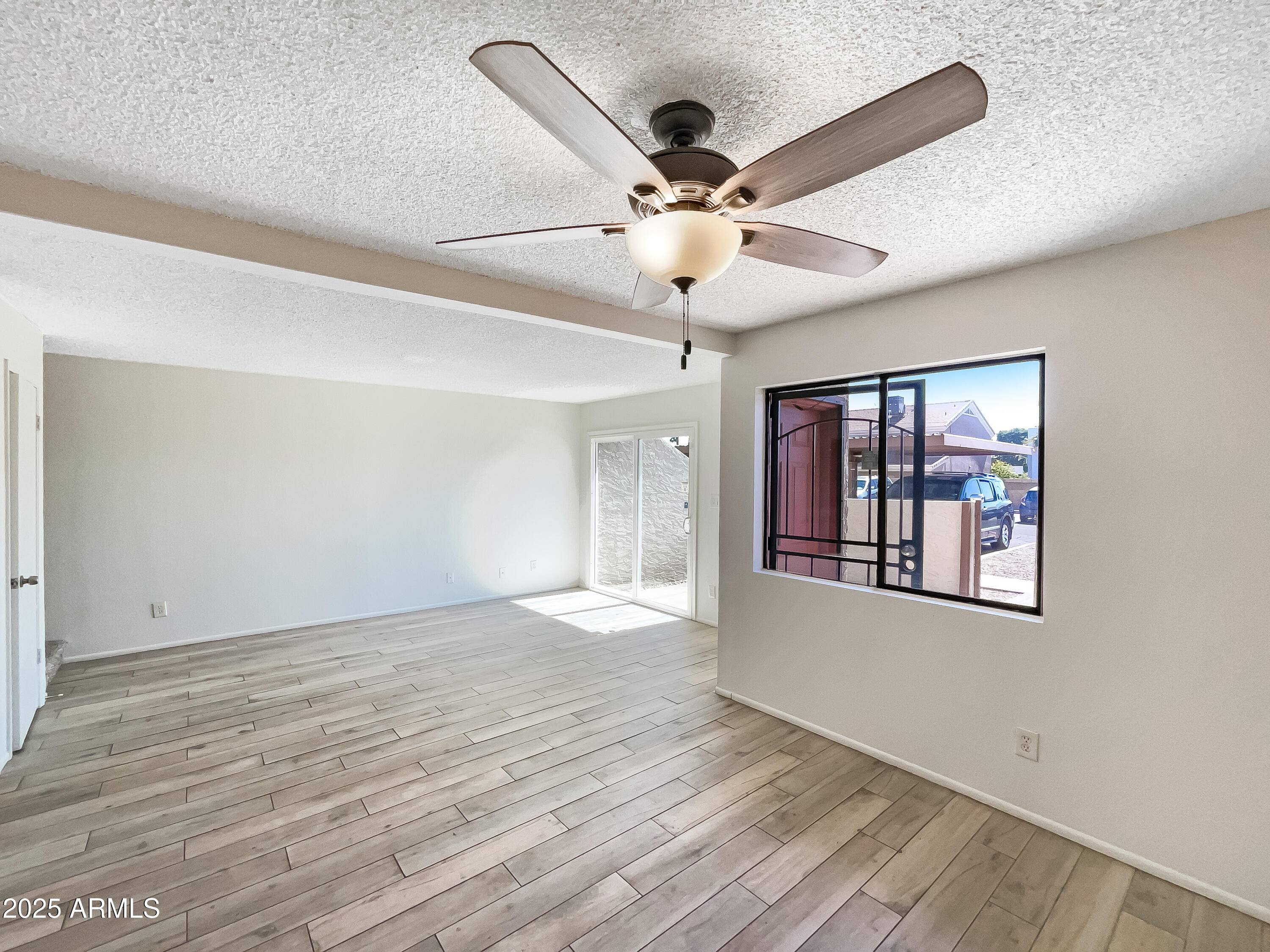 Mesa, AZ 85202,2121 S PENNINGTON -- #58