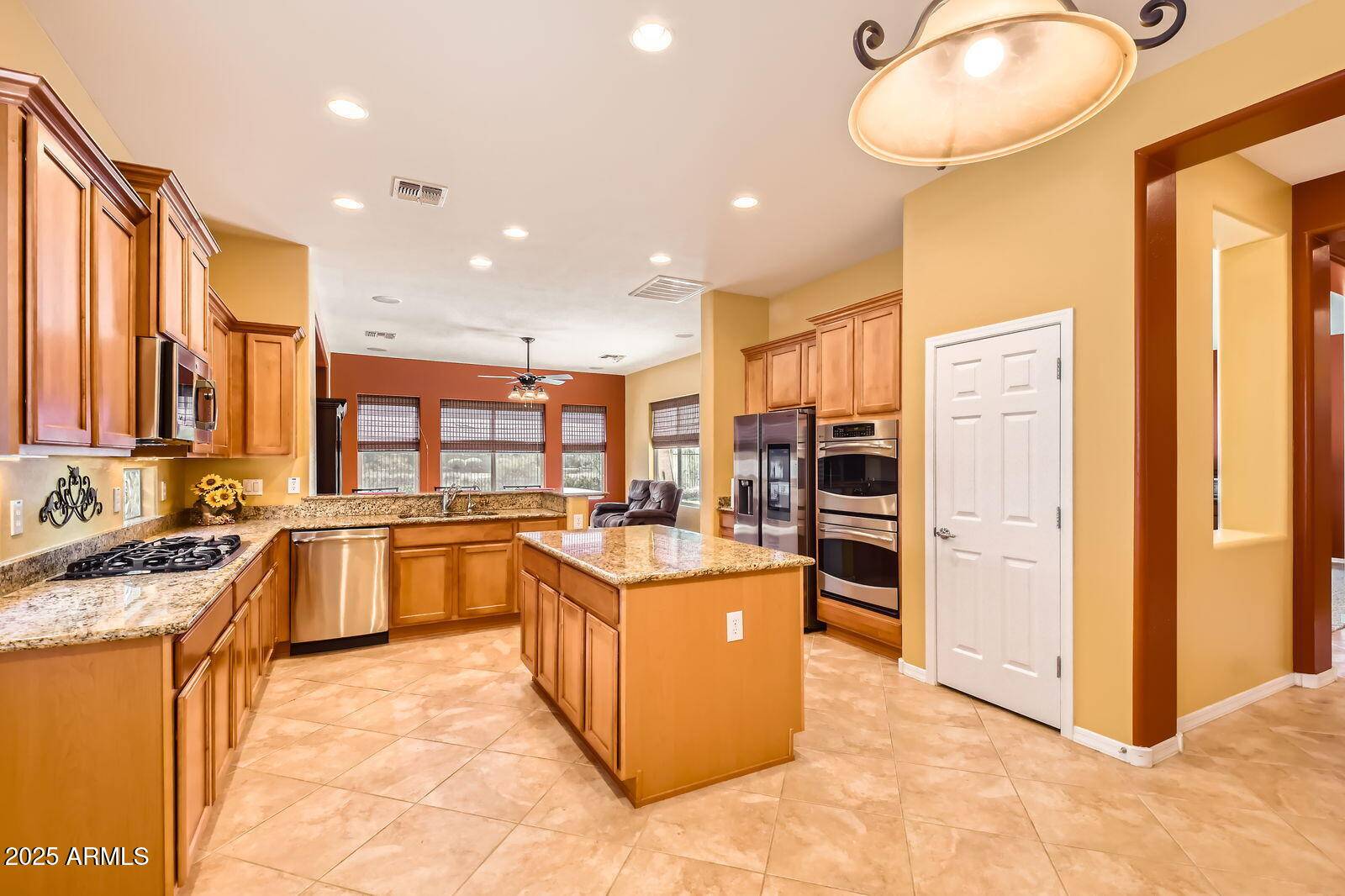 43709 N 50TH Drive New River, AZ 85087