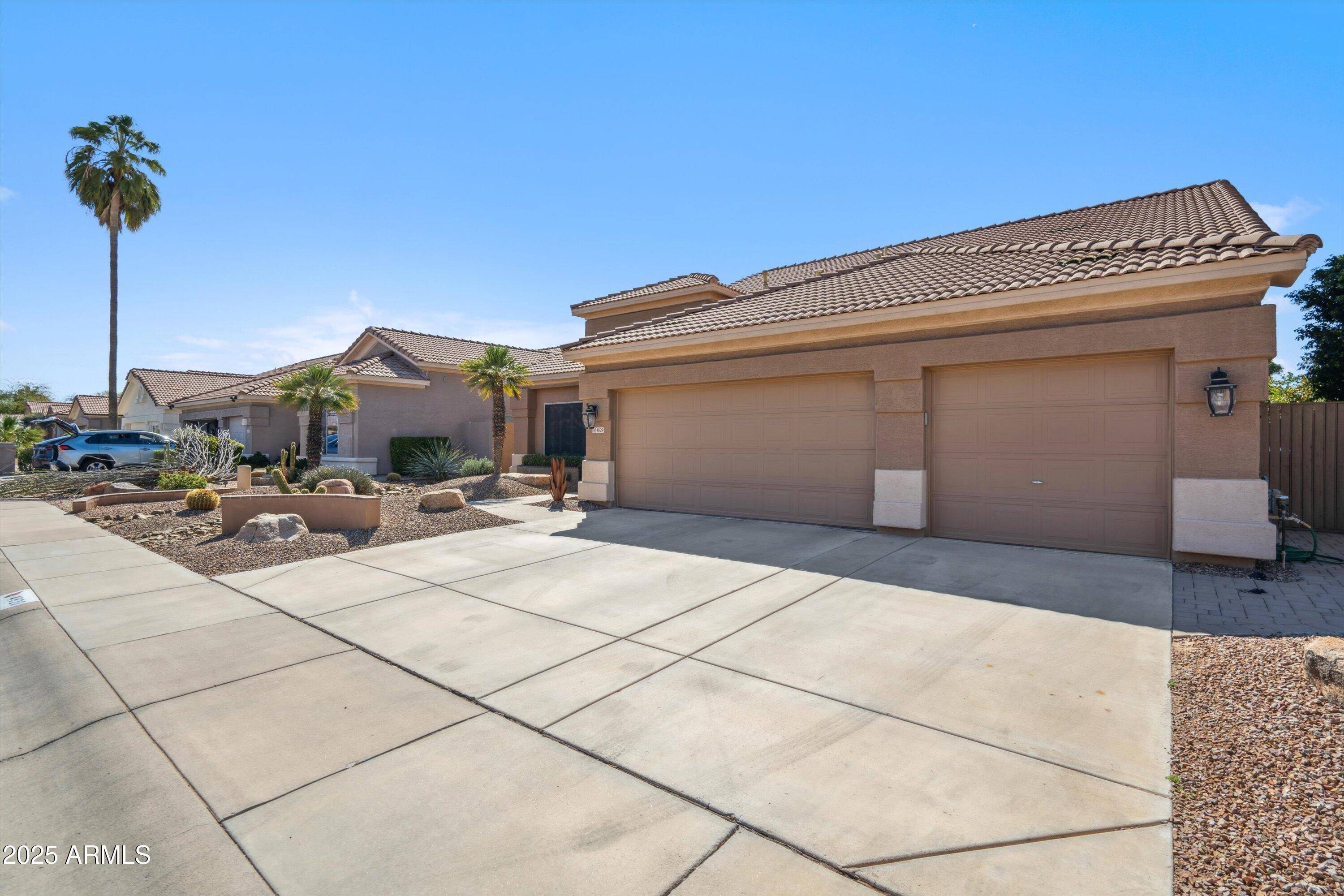 Scottsdale, AZ 85254,4829 E CHARLESTON Avenue