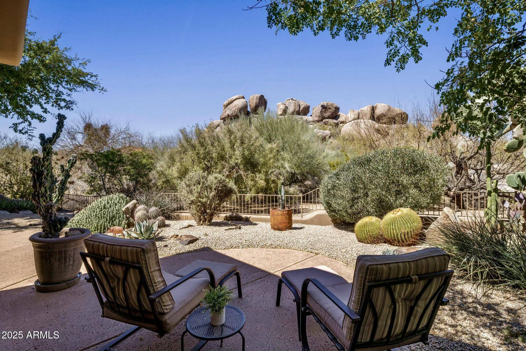Scottsdale, AZ 85266,7500 E BOULDERS Parkway #19