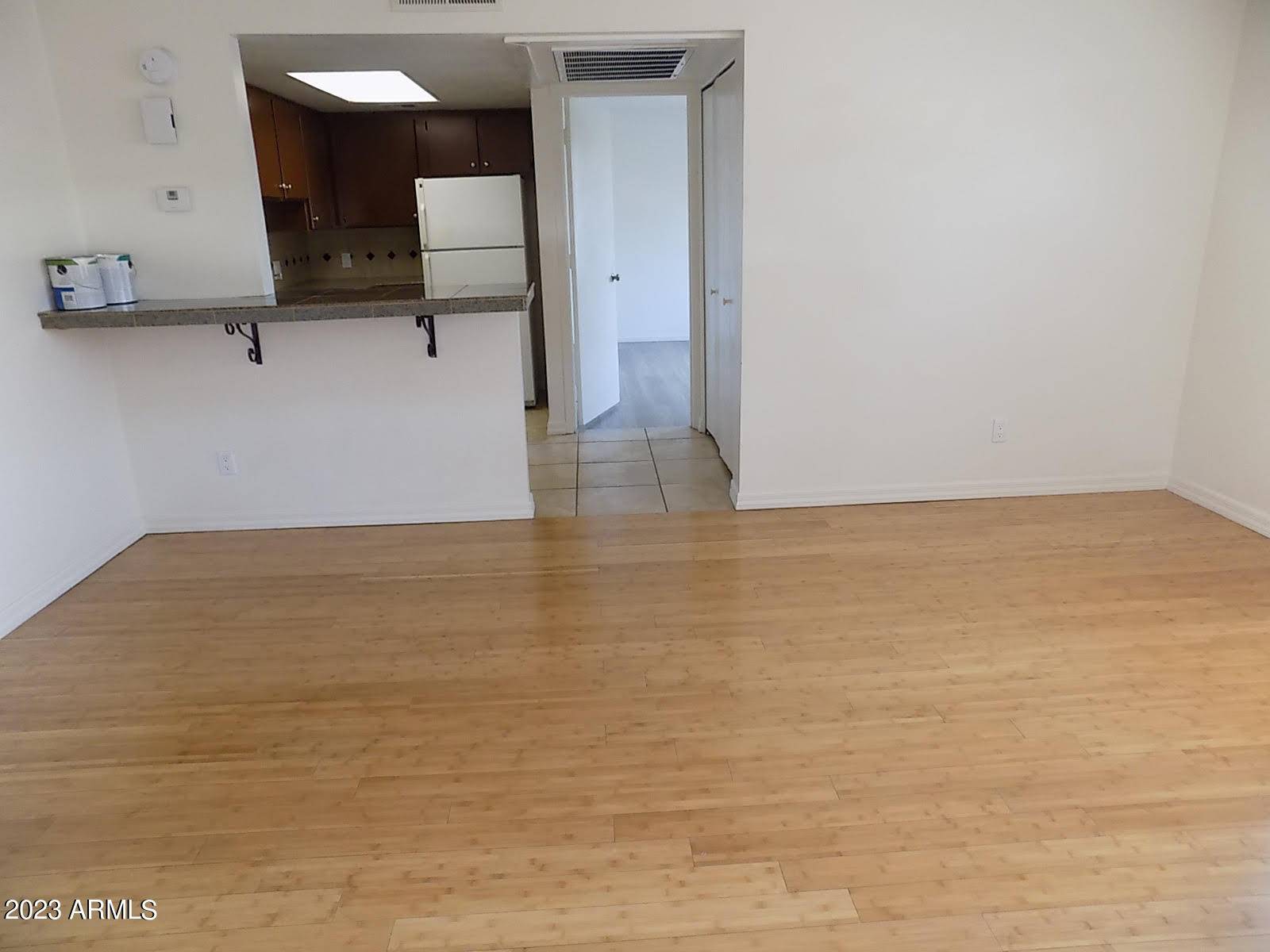 Tempe, AZ 85281,700 W UNIVERSITY Drive #209
