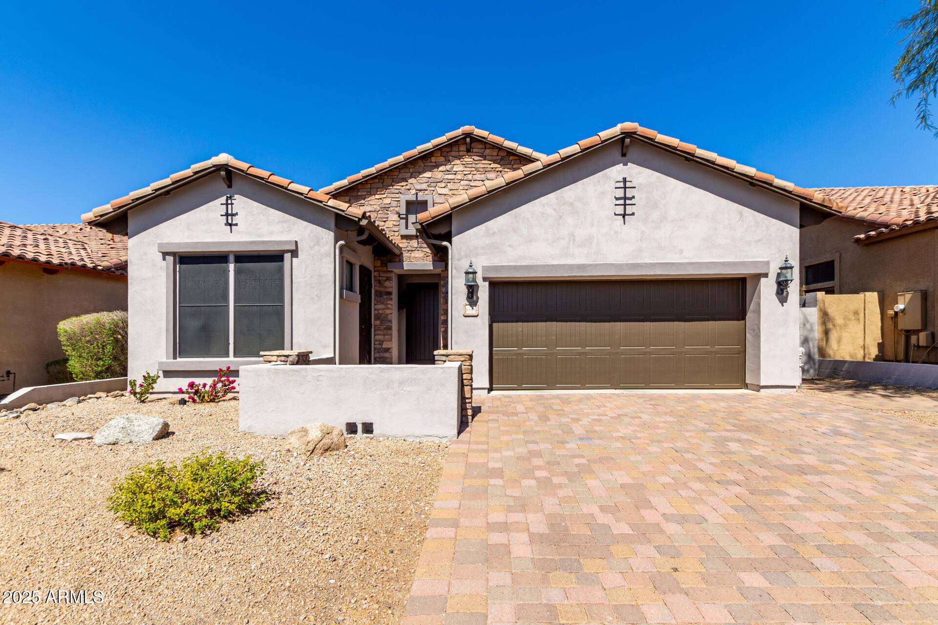 Mesa, AZ 85207,6844 E PEARL Street