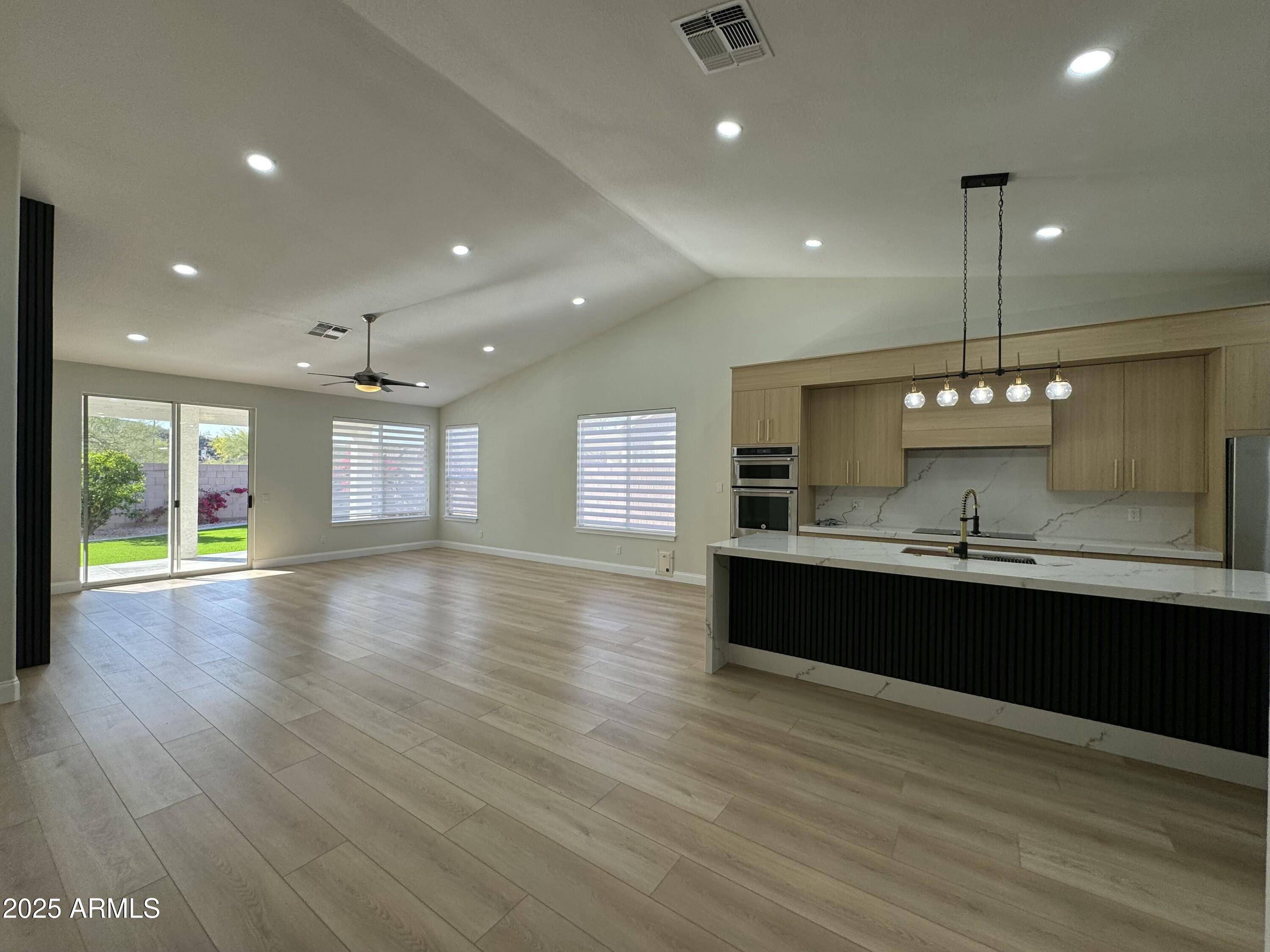 Glendale, AZ 85308,20822 N 42nd. Avenue