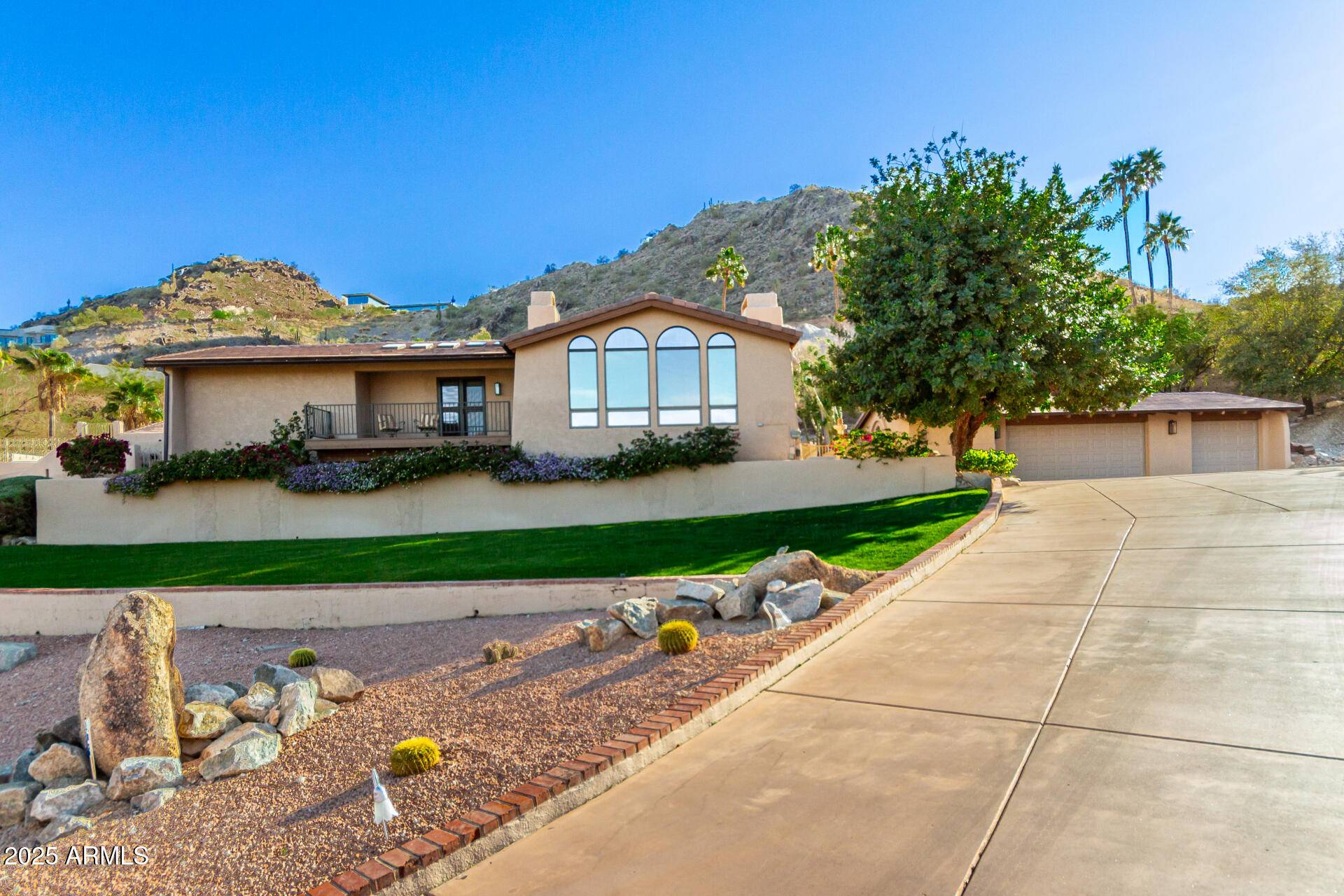 Paradise Valley, AZ 85253,7147 N RED LEDGE Drive