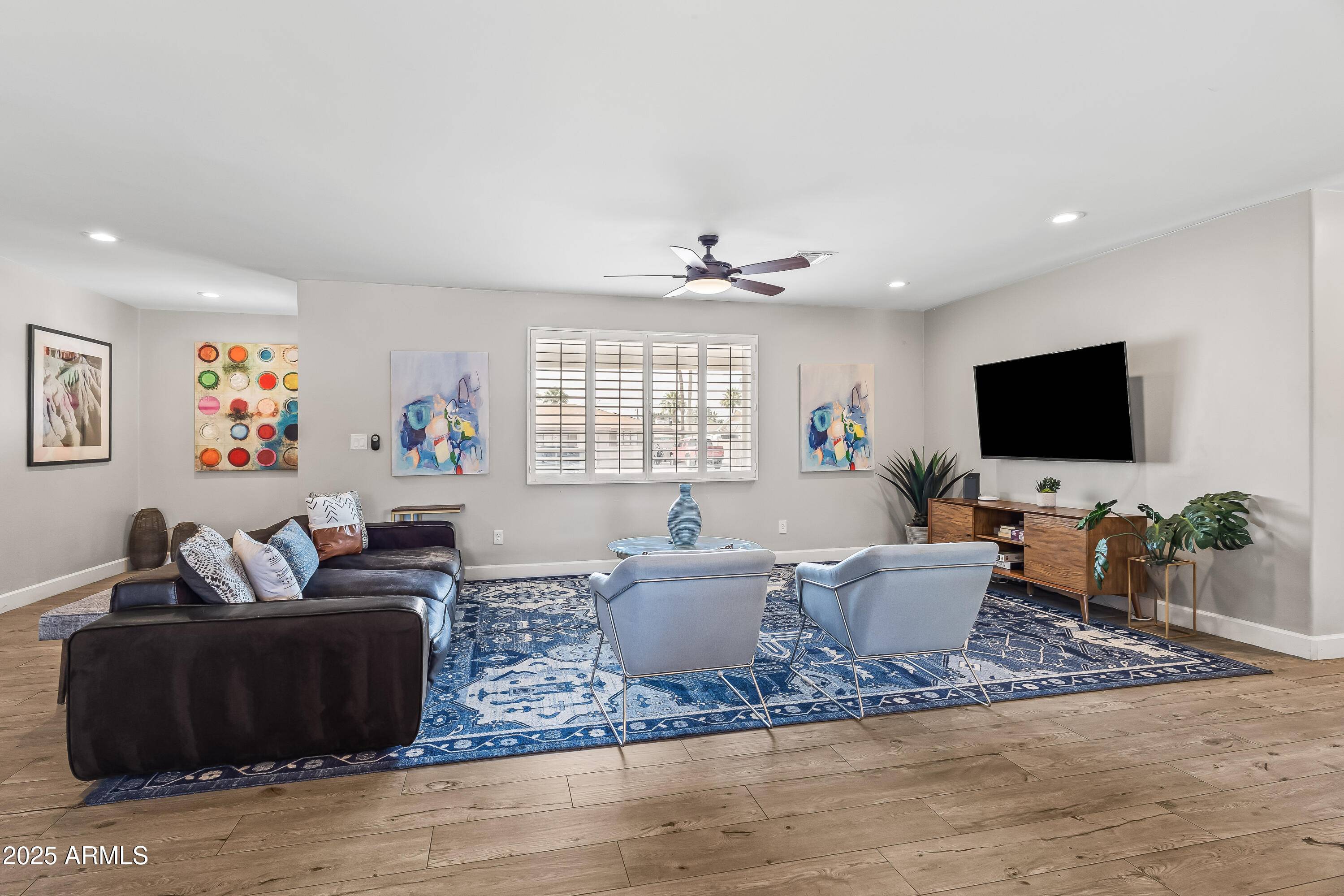 Scottsdale, AZ 85251,8214 E MEADOWBROOK Avenue