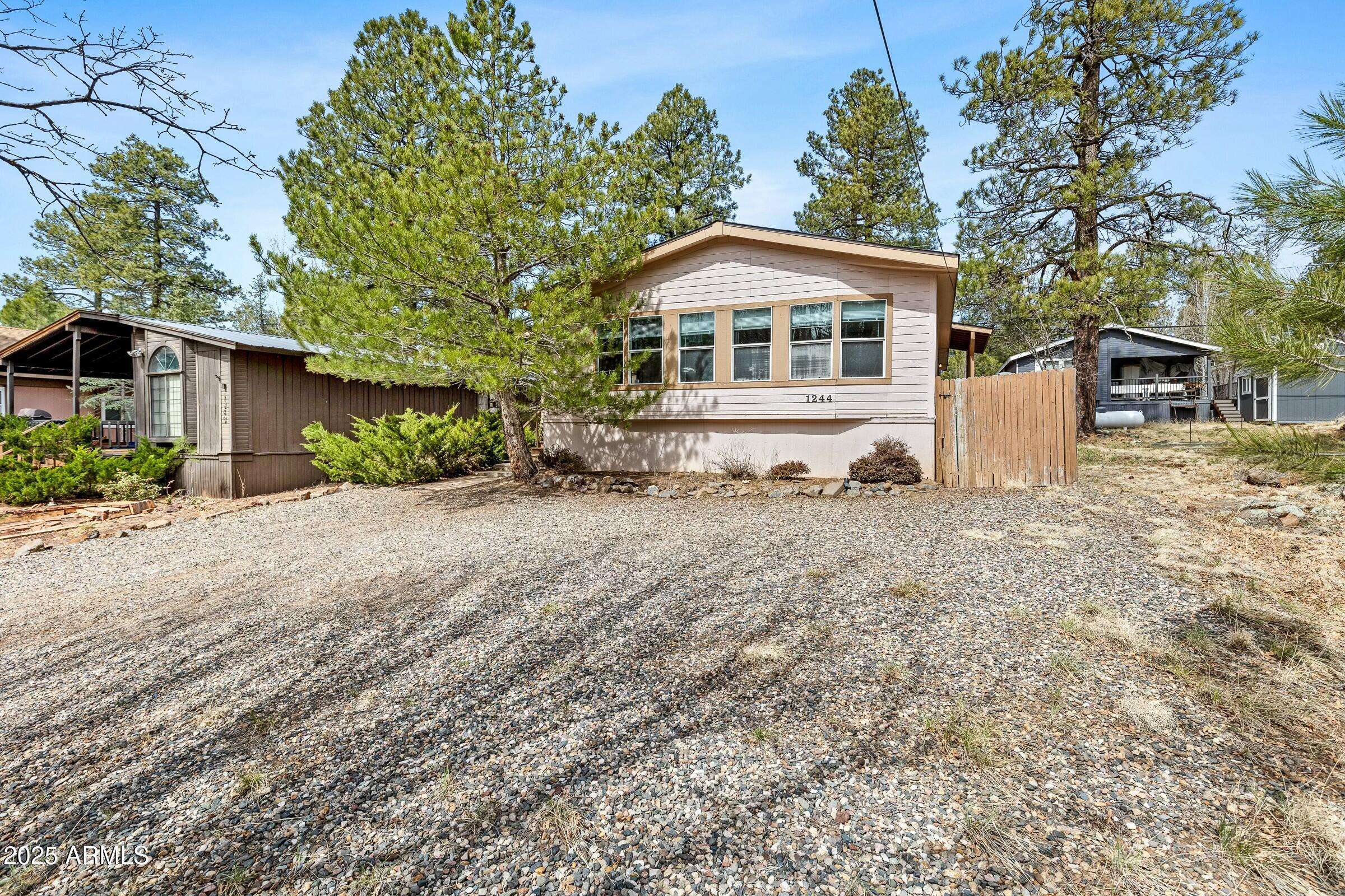 Munds Park, AZ 86017,1244 E Cougar Street