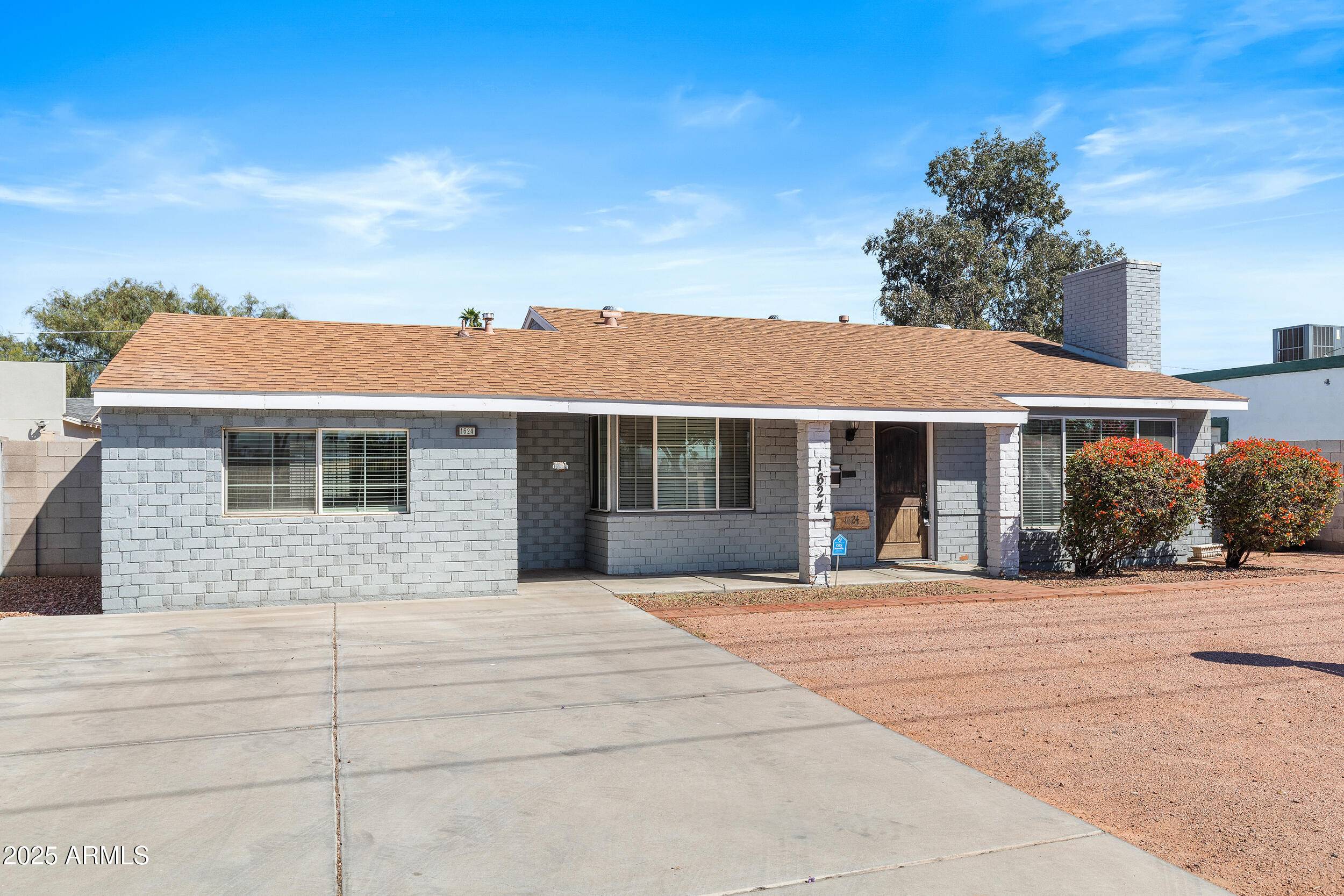 Phoenix, AZ 85015,1624 W THOMAS Road
