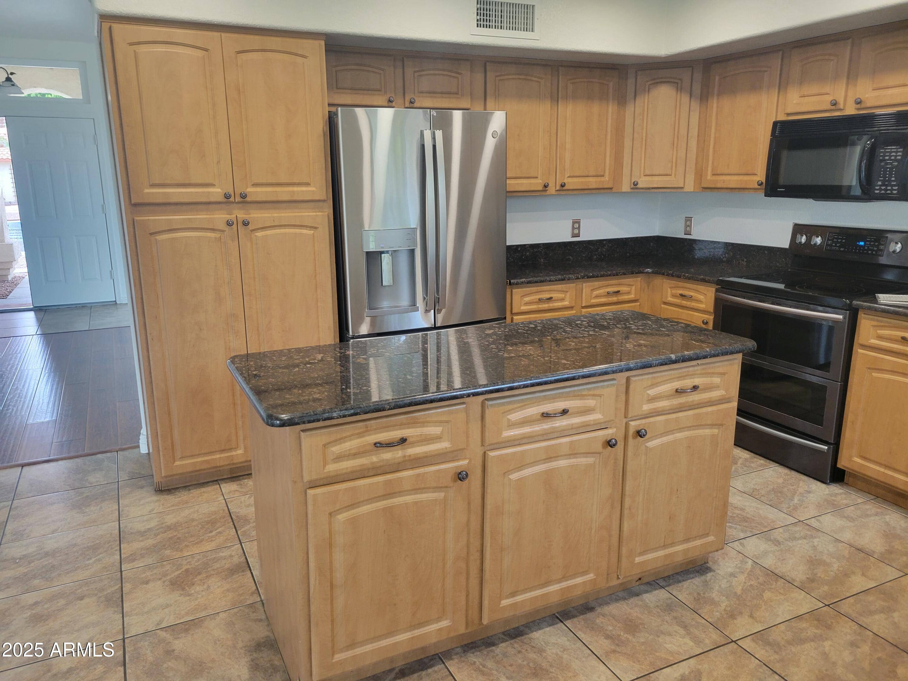 Chandler, AZ 85224,261 S COMANCHE Drive