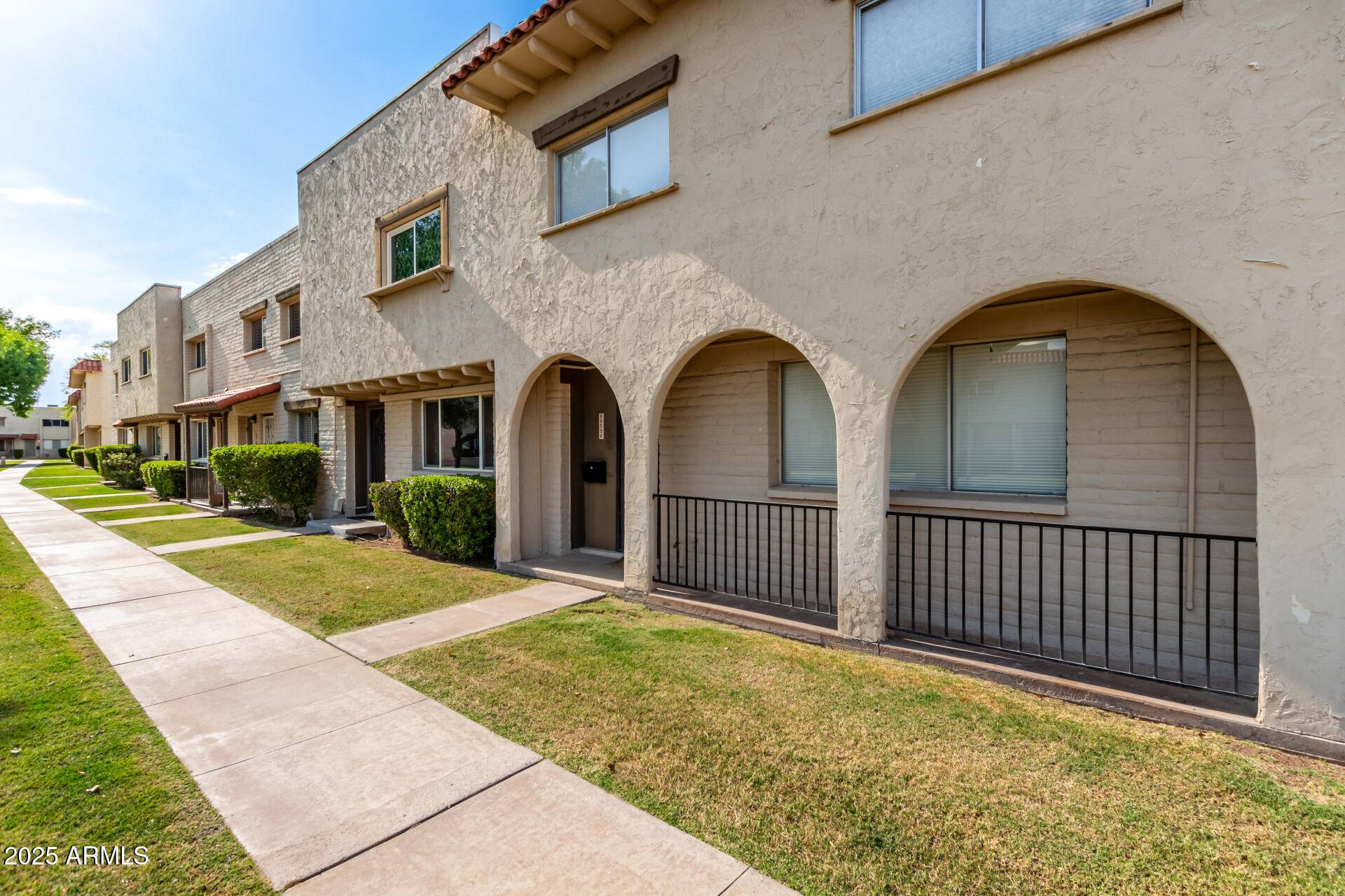 Scottsdale, AZ 85251,6953 E OSBORN Road #F