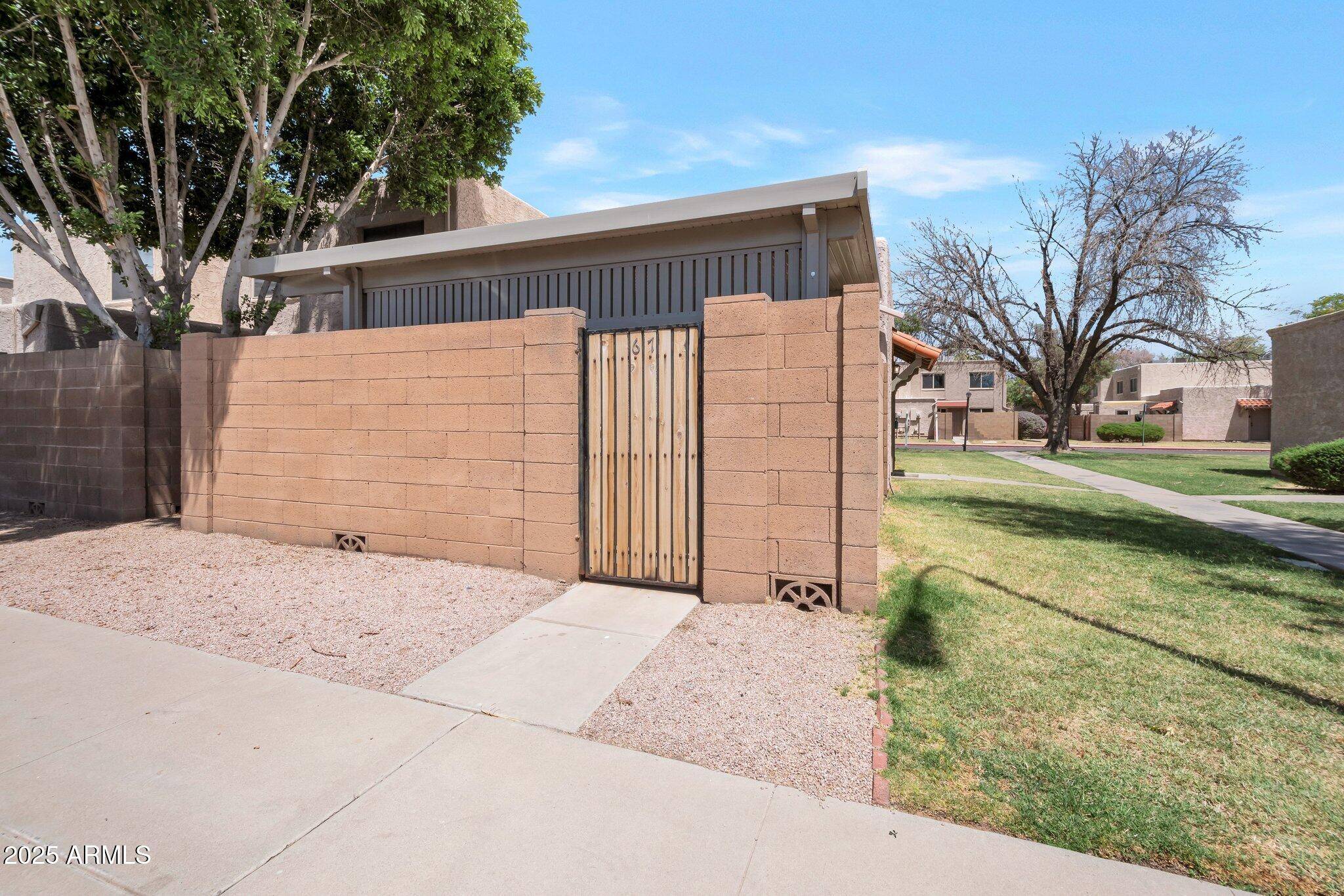 Mesa, AZ 85202,600 S DOBSON Road #67