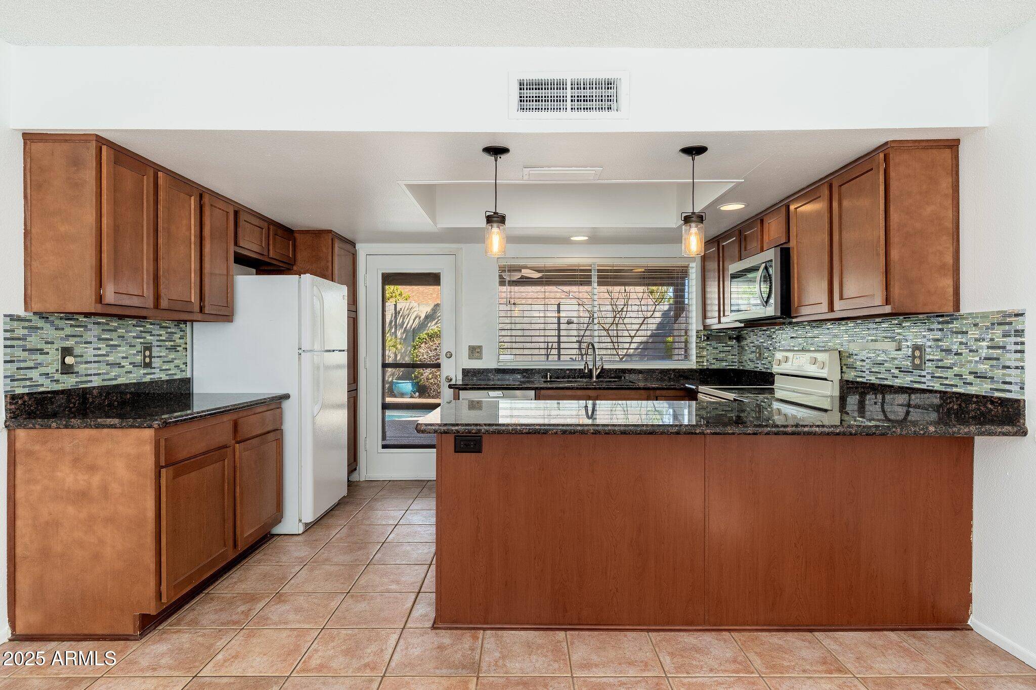 Phoenix, AZ 85029,3538 W WILLOW Avenue