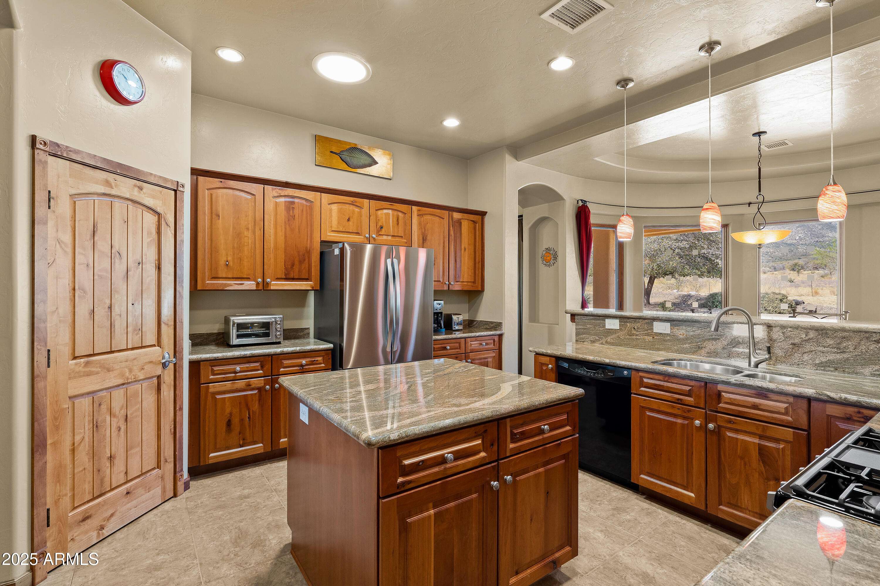 9000 S MULE Place Hereford, AZ 85615