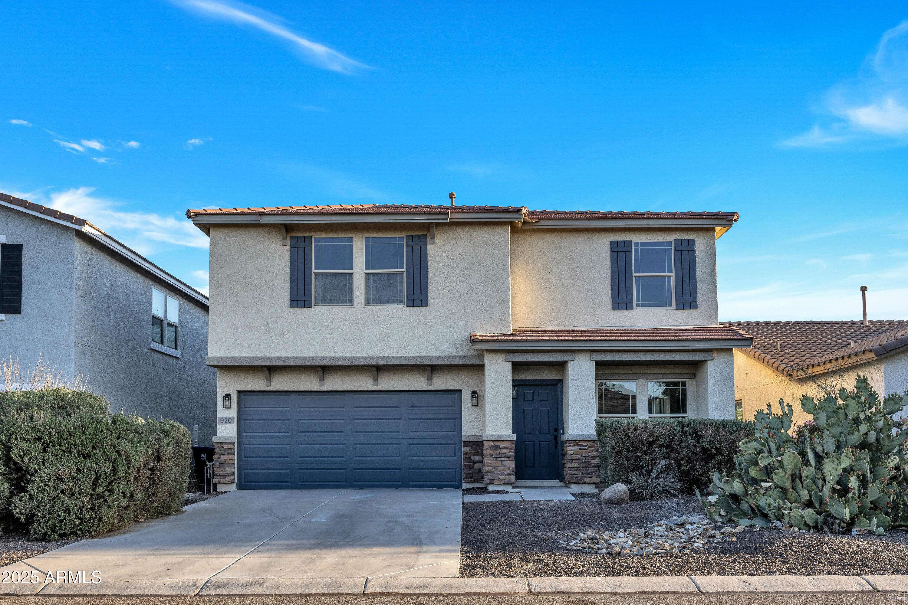 San Tan Valley, AZ 85140,920 E LESLIE Avenue E