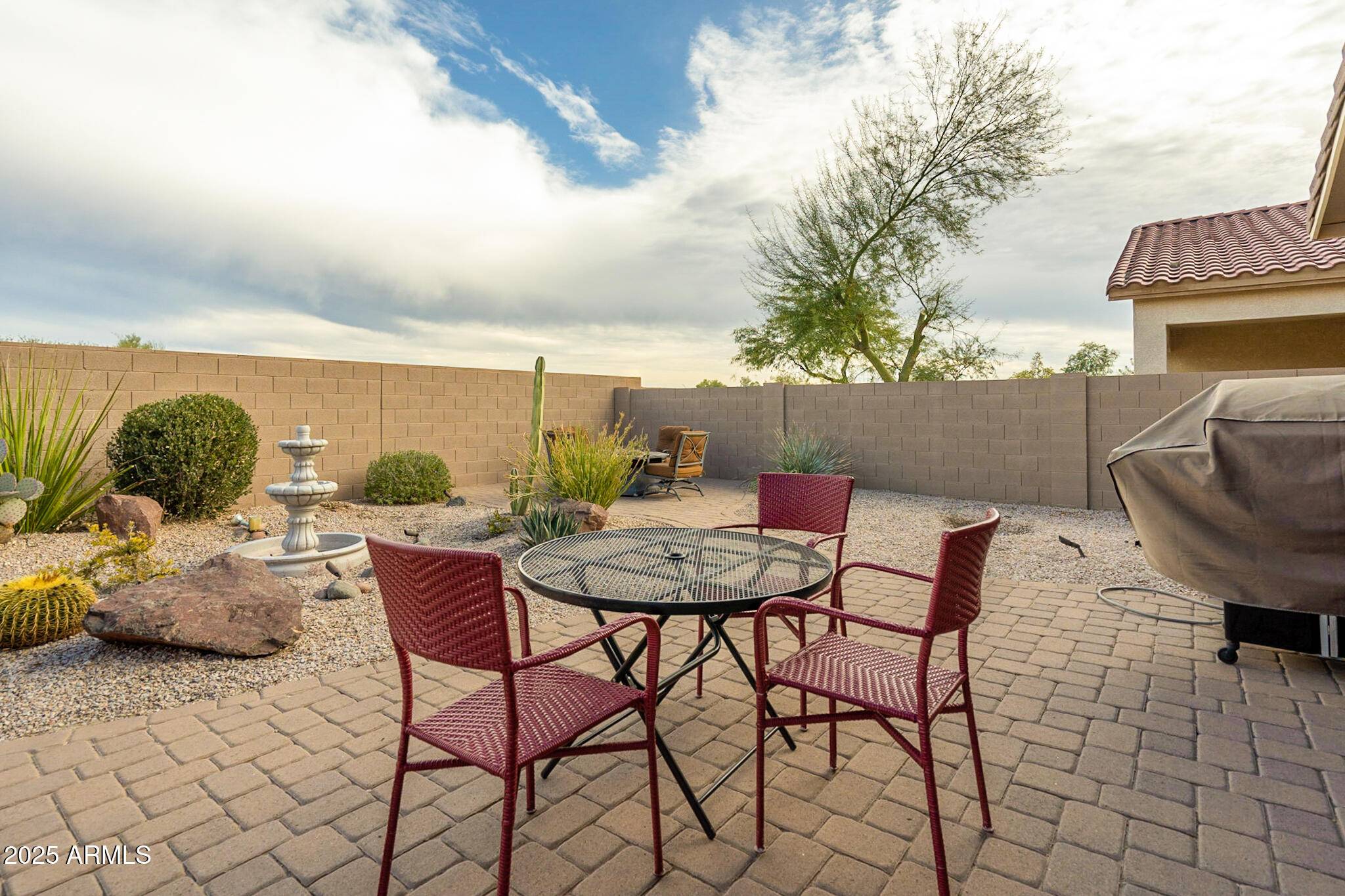 San Tan Valley, AZ 85143,926 E CIERRA Circle