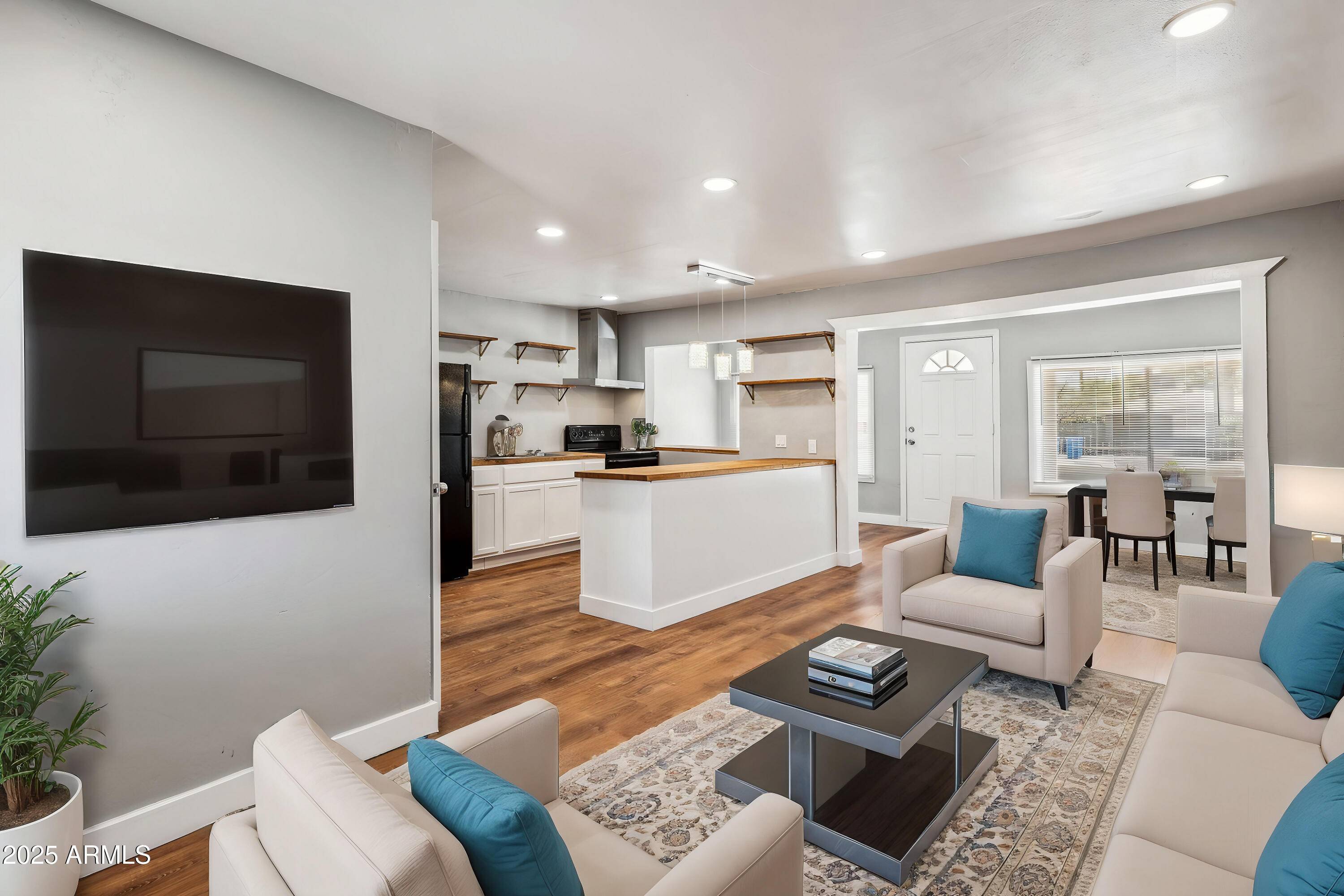 Phoenix, AZ 85009,3124 W ALMERIA Road