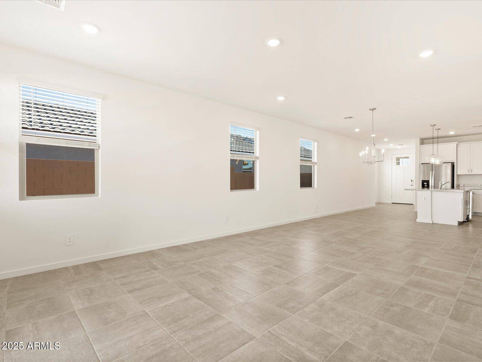 323 S SAN FERNANDO Lane Casa Grande, AZ 85194