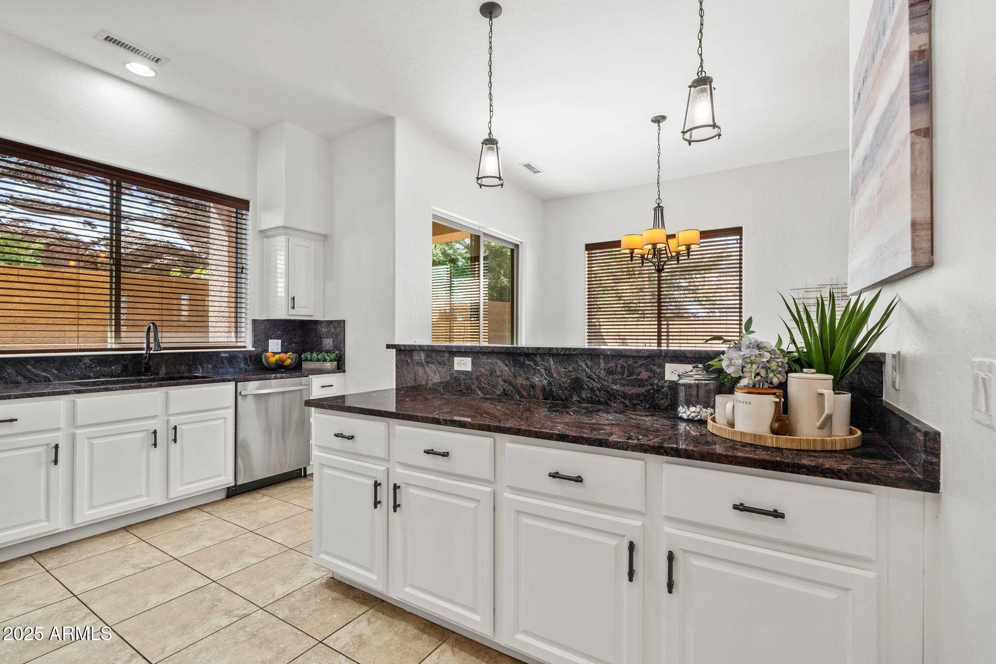 341 DREAMWEAVER Drive Prescott, AZ 86301