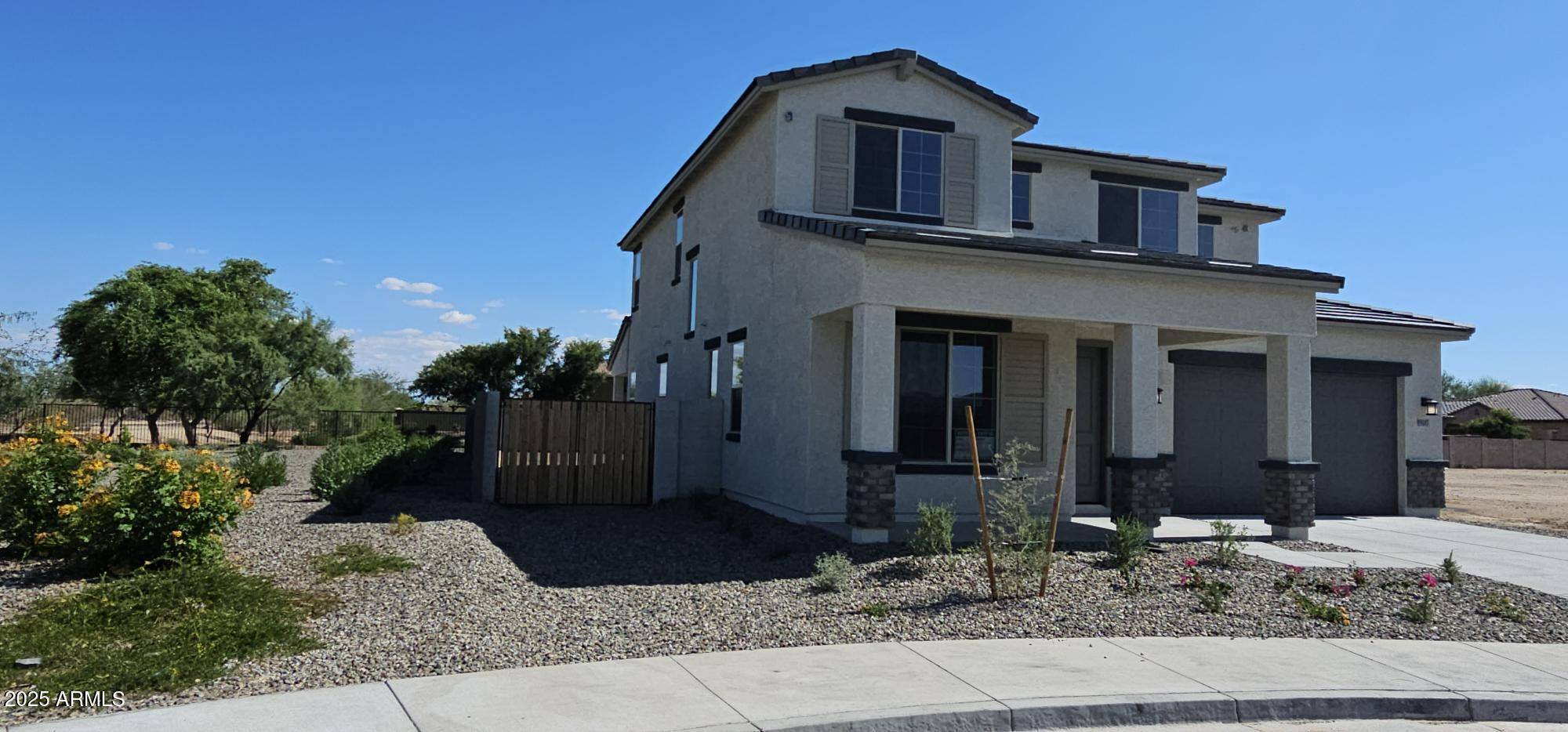 Litchfield Park, AZ 85340,19117 W MISSOURI Avenue