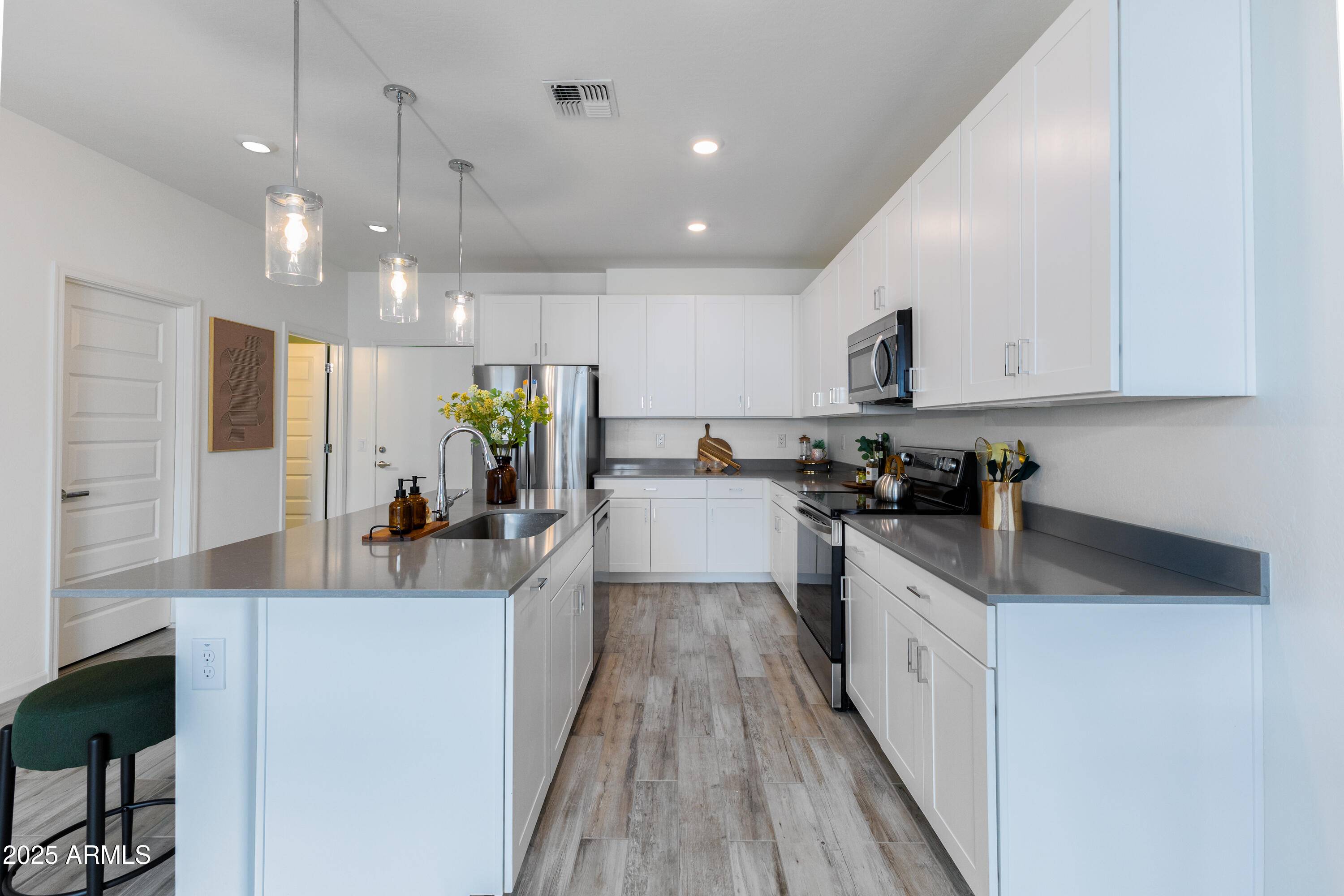 651 N Ironwood Drive #13 Apache Junction, AZ 85120