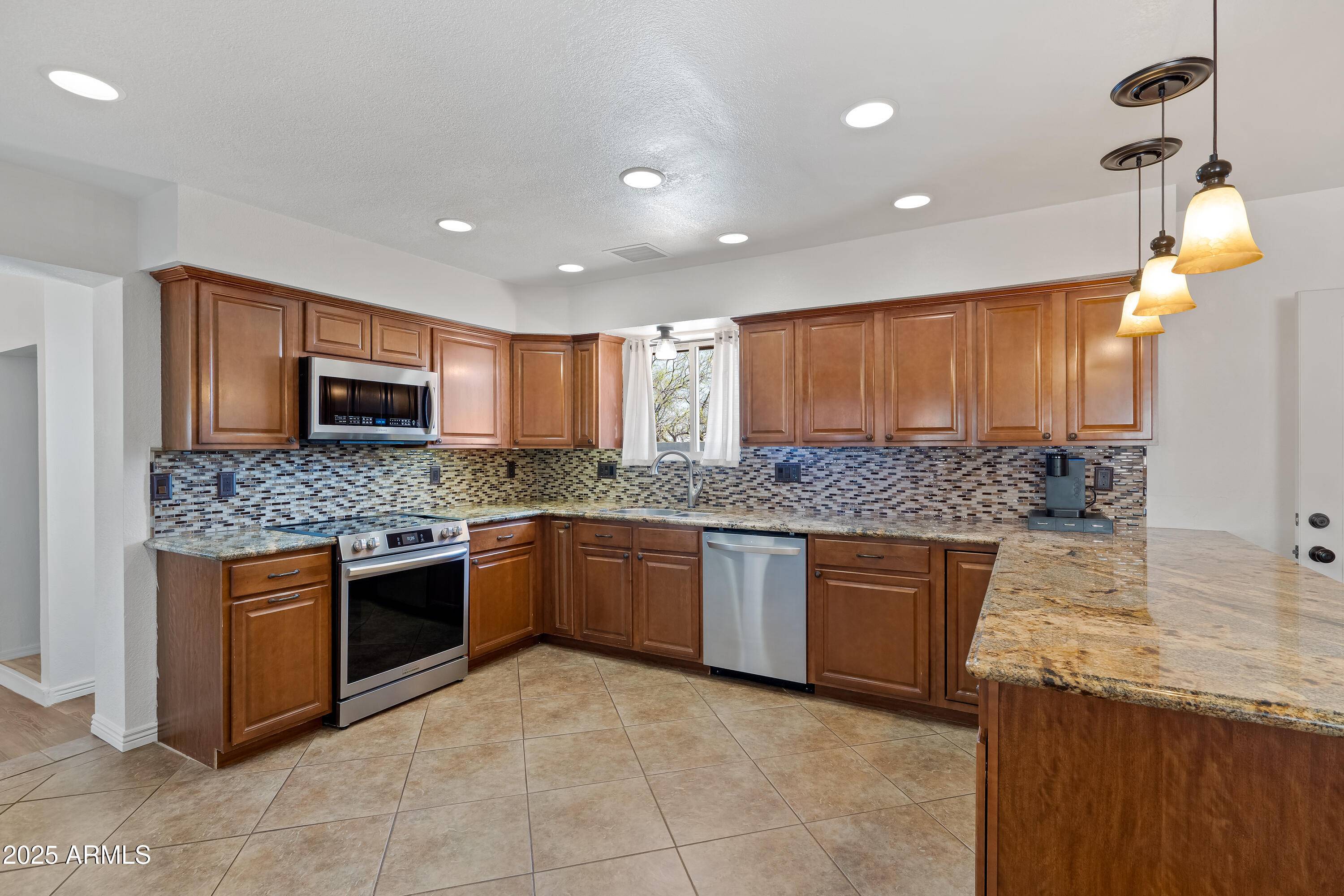 Sierra Vista, AZ 85650,5253 S SIOUX Avenue